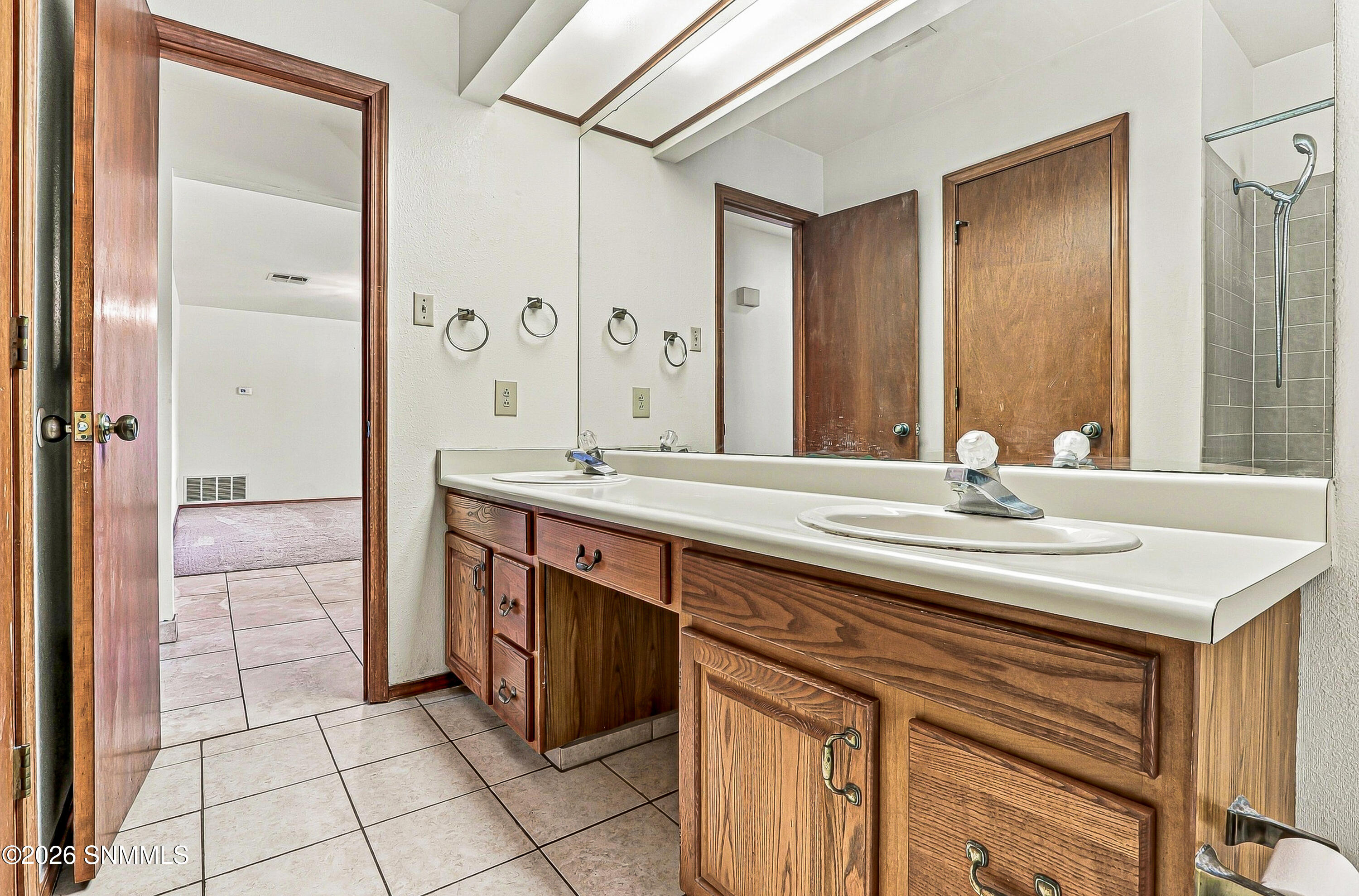 2930 Topley Avenue Property Photo 38