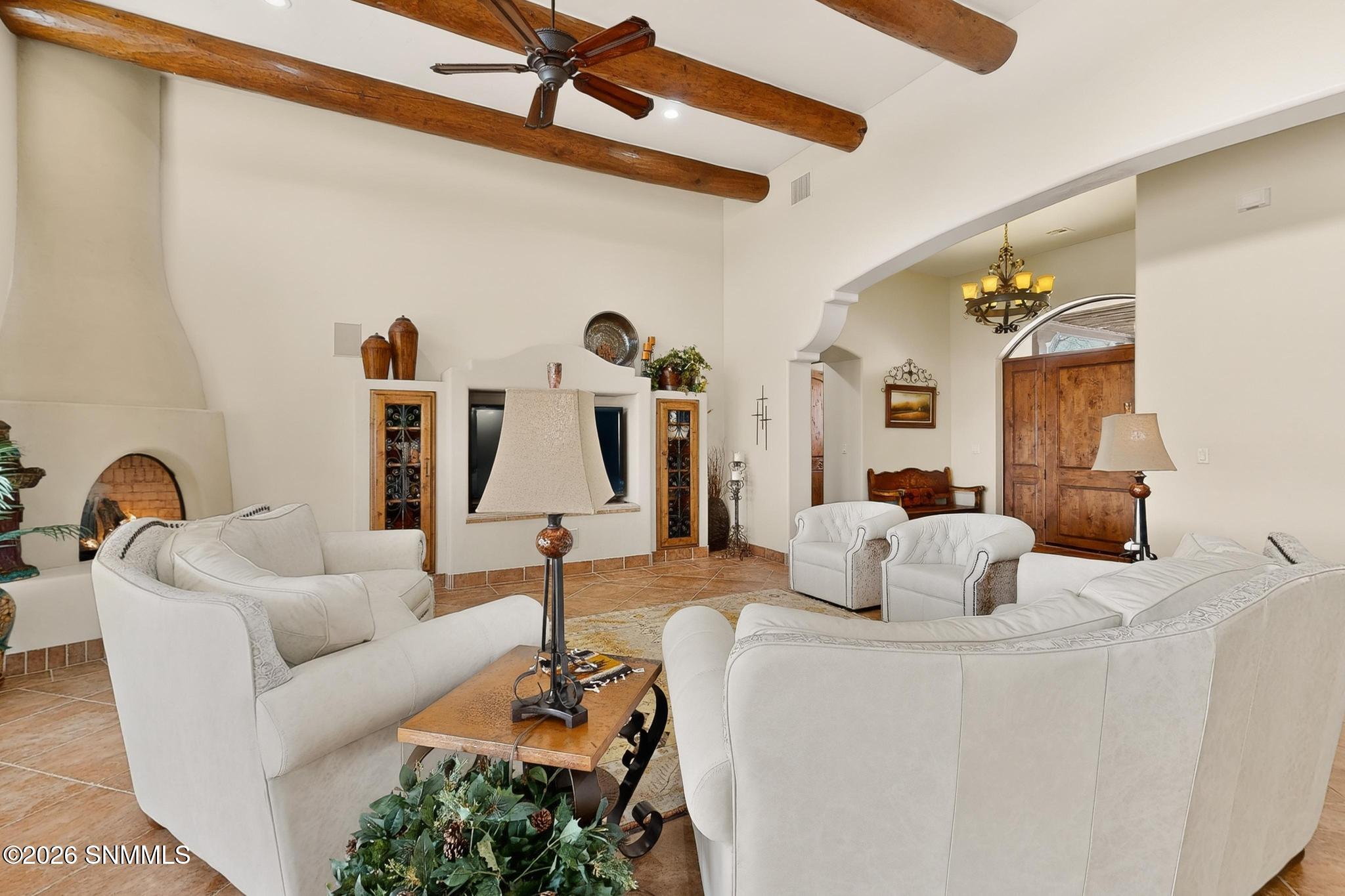 6480 Vista De Oro Property Photo 5