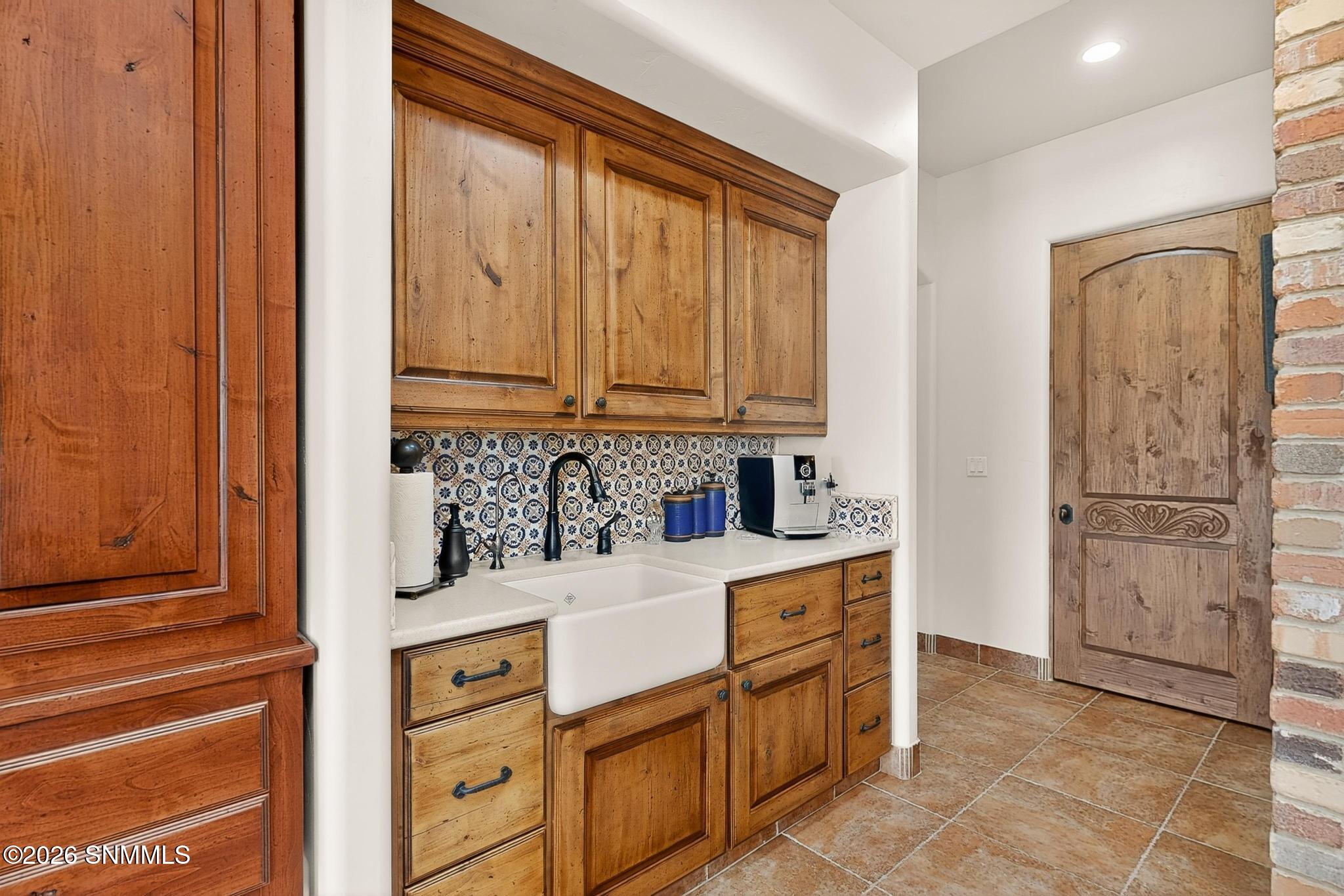 6480 Vista De Oro Property Photo 15