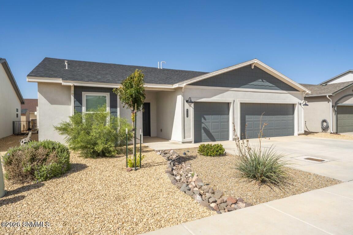 6155 Sinatra Place Property Photo 3