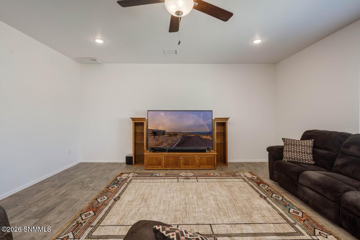 6155 Sinatra Place Property Photo 8
