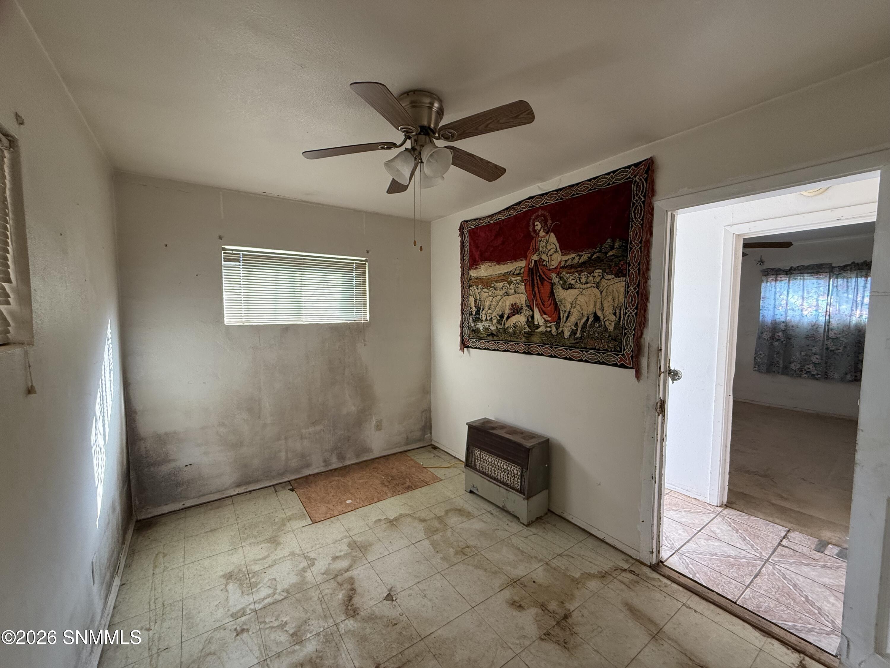 211 E Corpening Avenue Property Photo 11