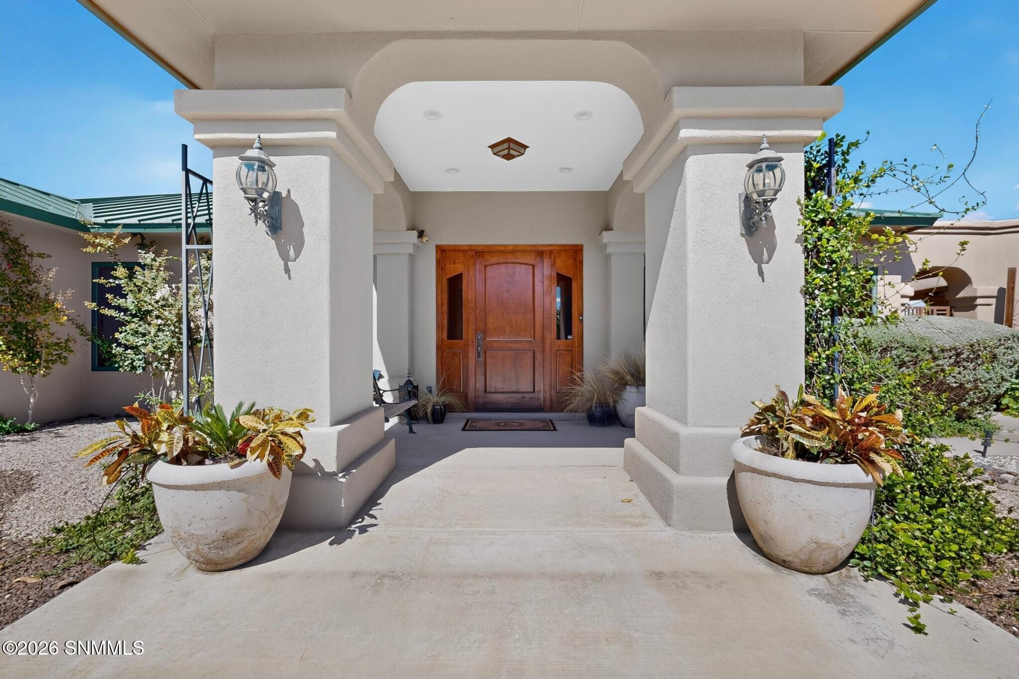 2770 Buena Tierra Court Property Photo 2