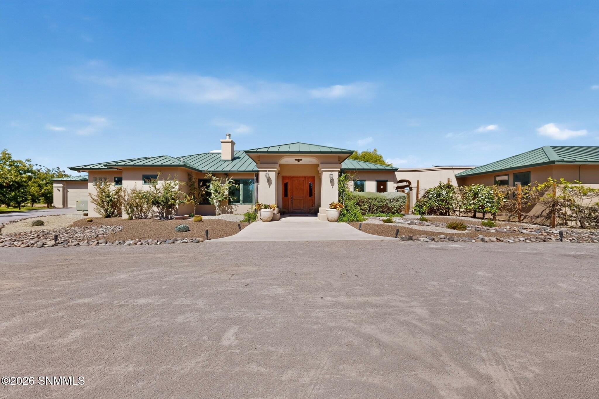 2770 Buena Tierra Court Property Photo 3
