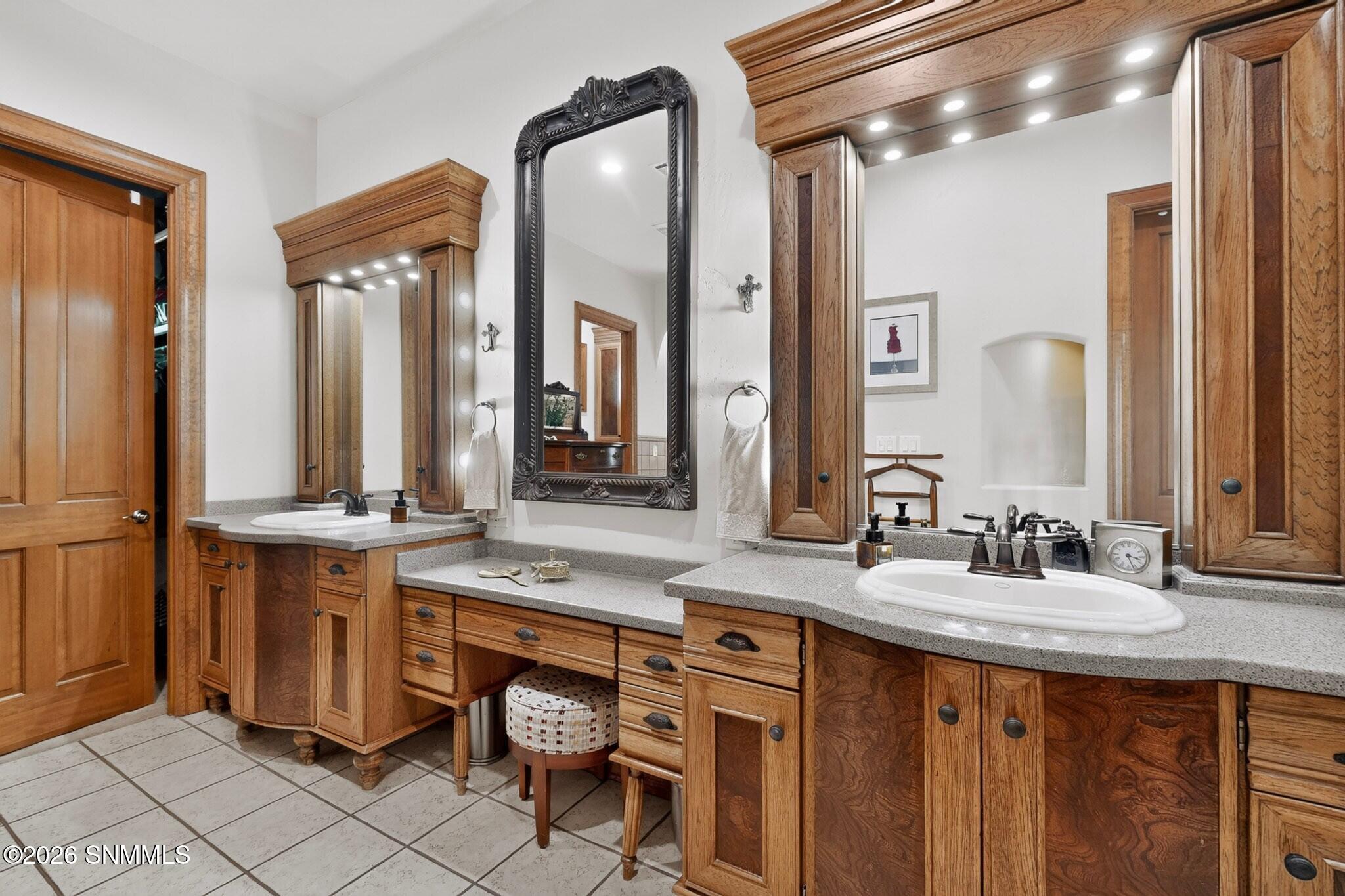 2770 Buena Tierra Court Property Photo 29