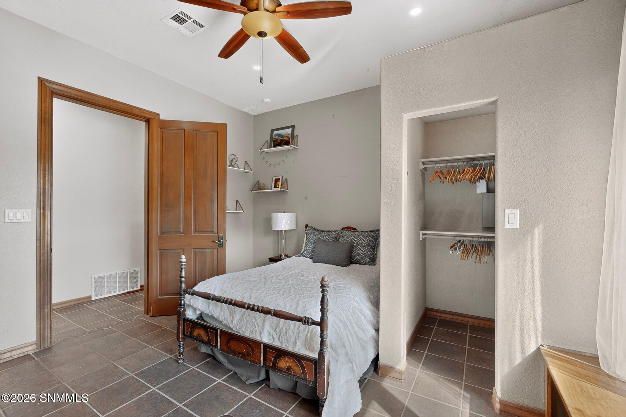 2770 Buena Tierra Court Property Photo 32