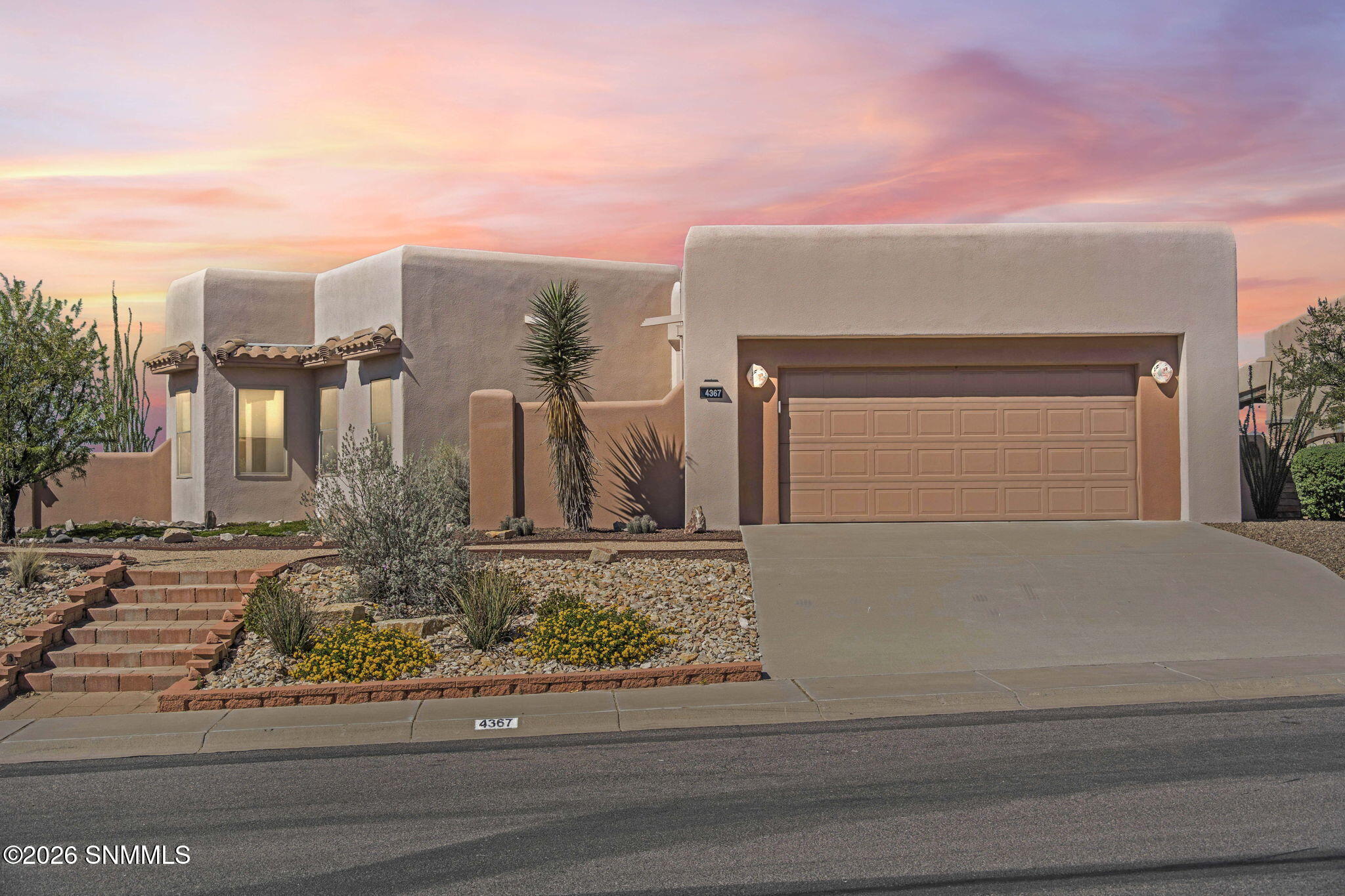 4367 Isleta Court Property Photo 1