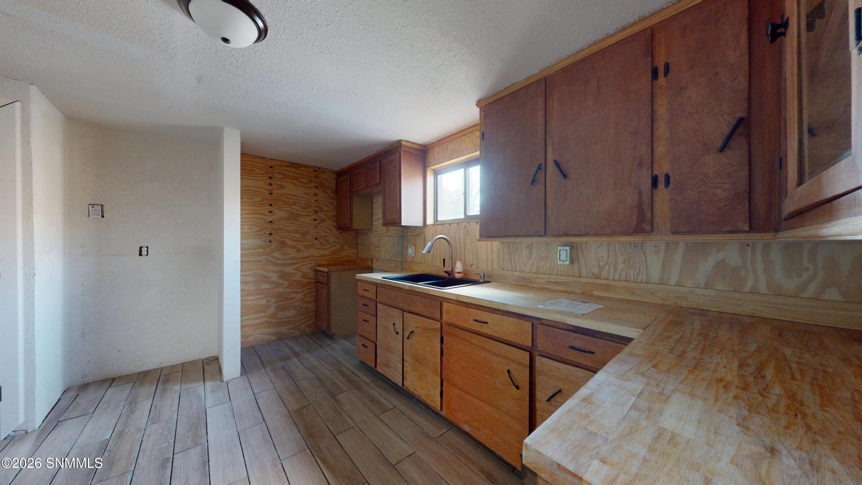 886 E Picacho Avenue Property Photo 12