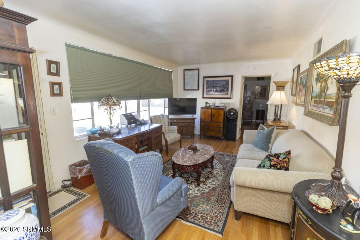 950 Hess Terrace Property Photo 21