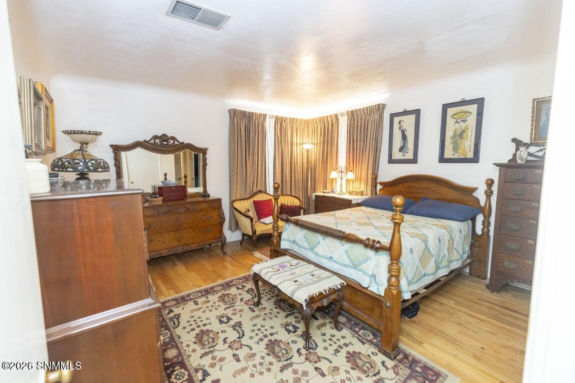 950 Hess Terrace Property Photo 36