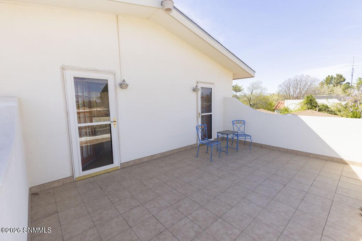 950 Hess Terrace Property Photo 49