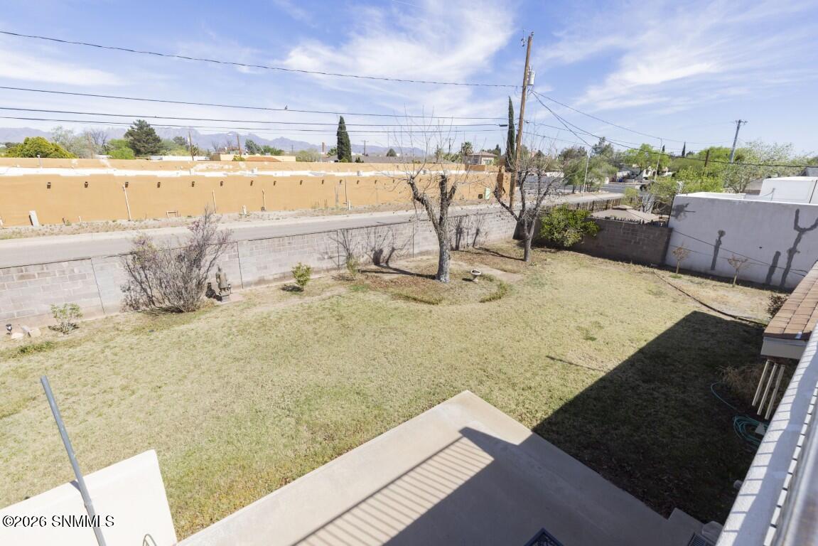 950 Hess Terrace Property Photo 51