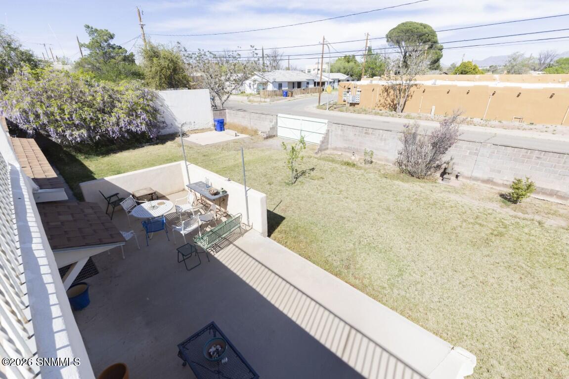 950 Hess Terrace Property Photo 52