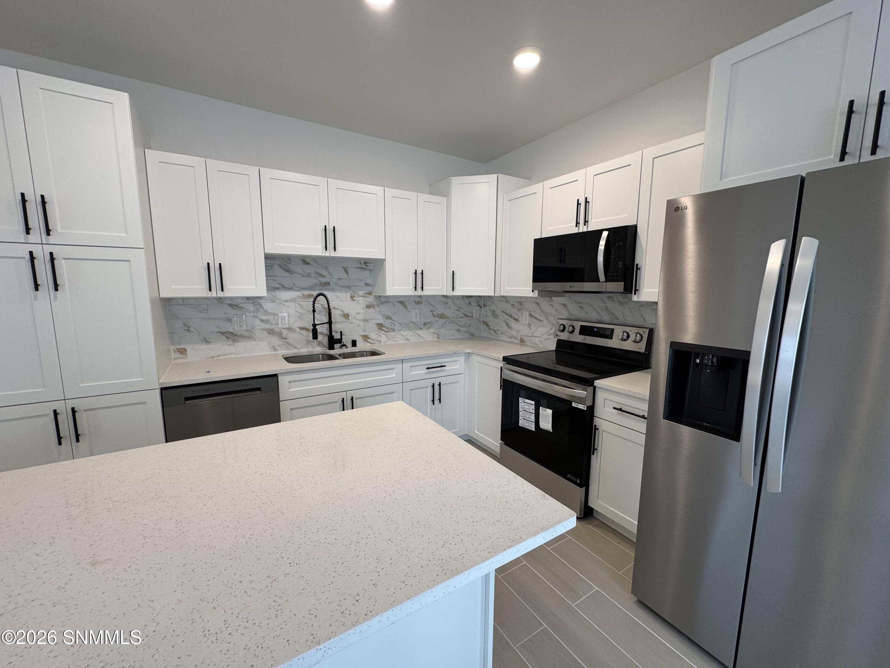7450 Eagle Vista Street Property Photo 7