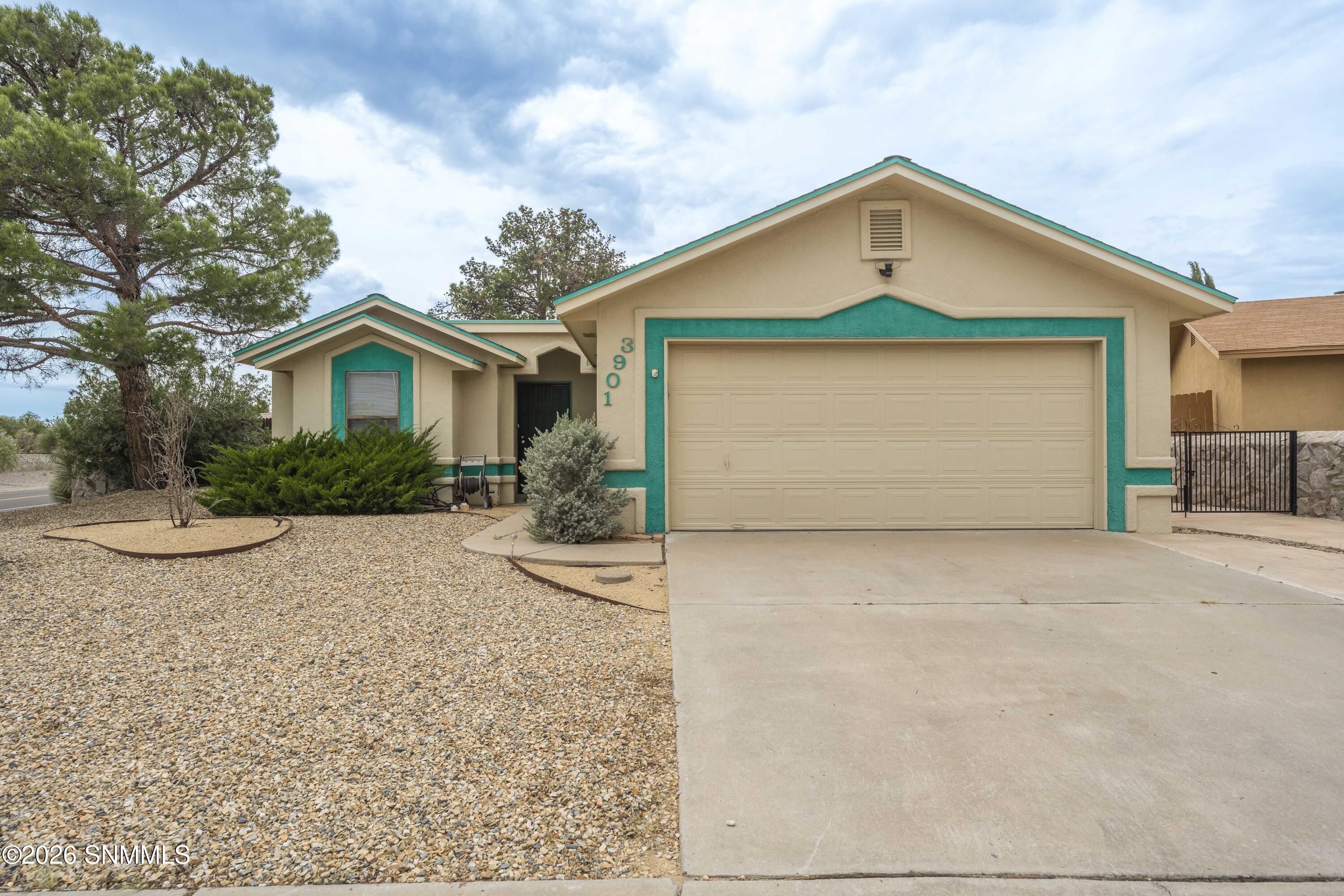 3901 Crystal Place Property Photo 3