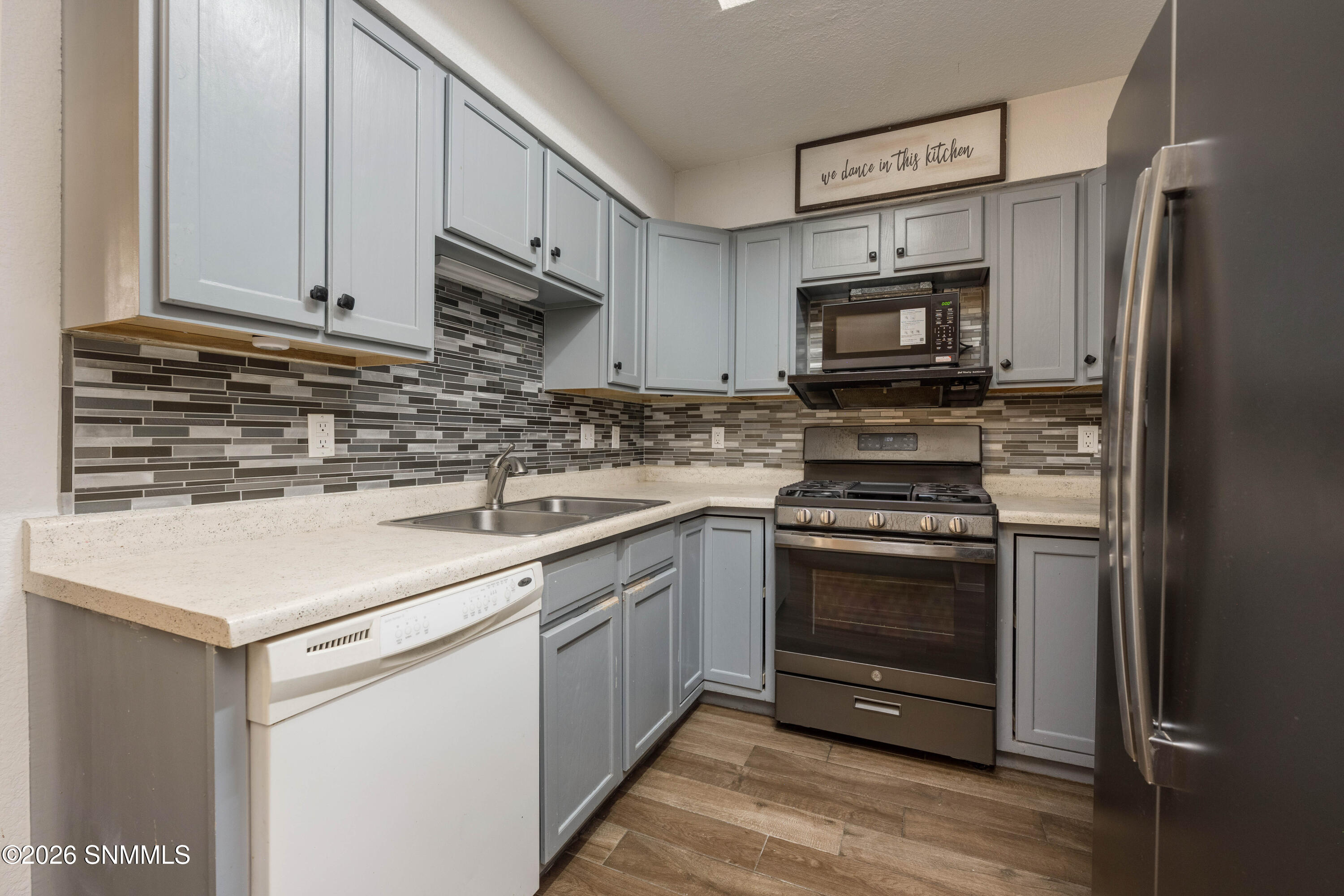 3901 Crystal Place Property Photo 17