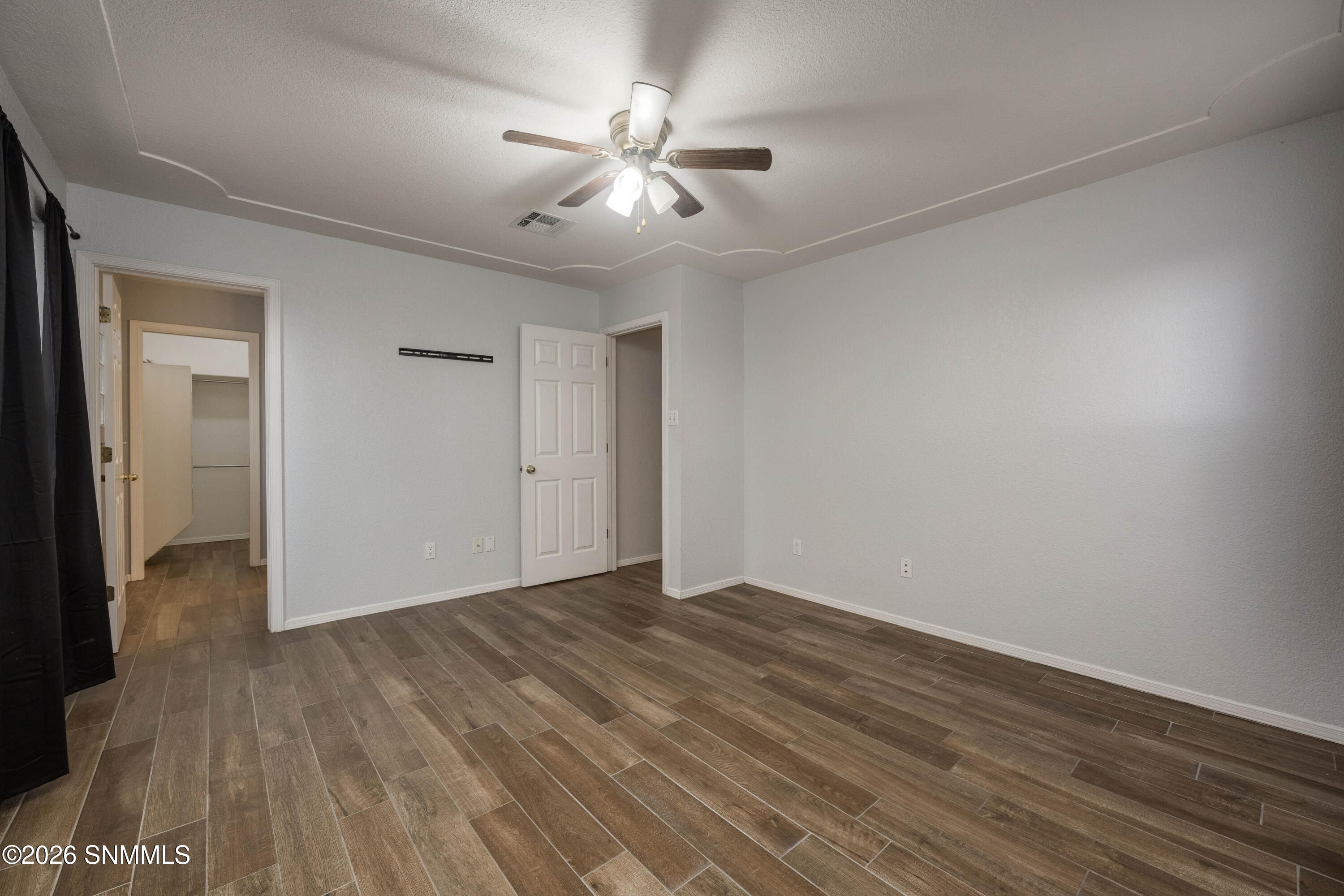 3901 Crystal Place Property Photo 20
