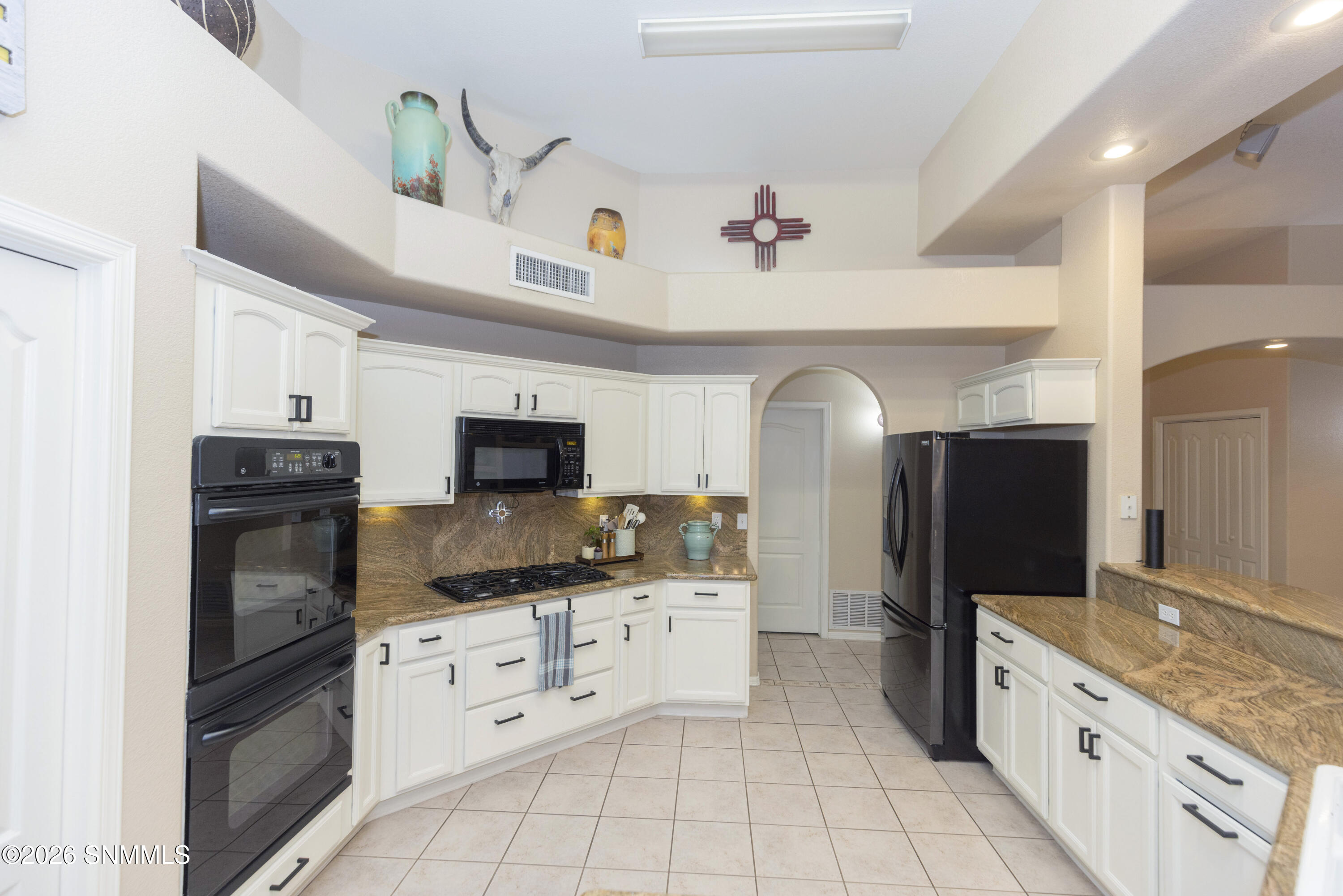 4176 Council Oak Road Property Photo 14