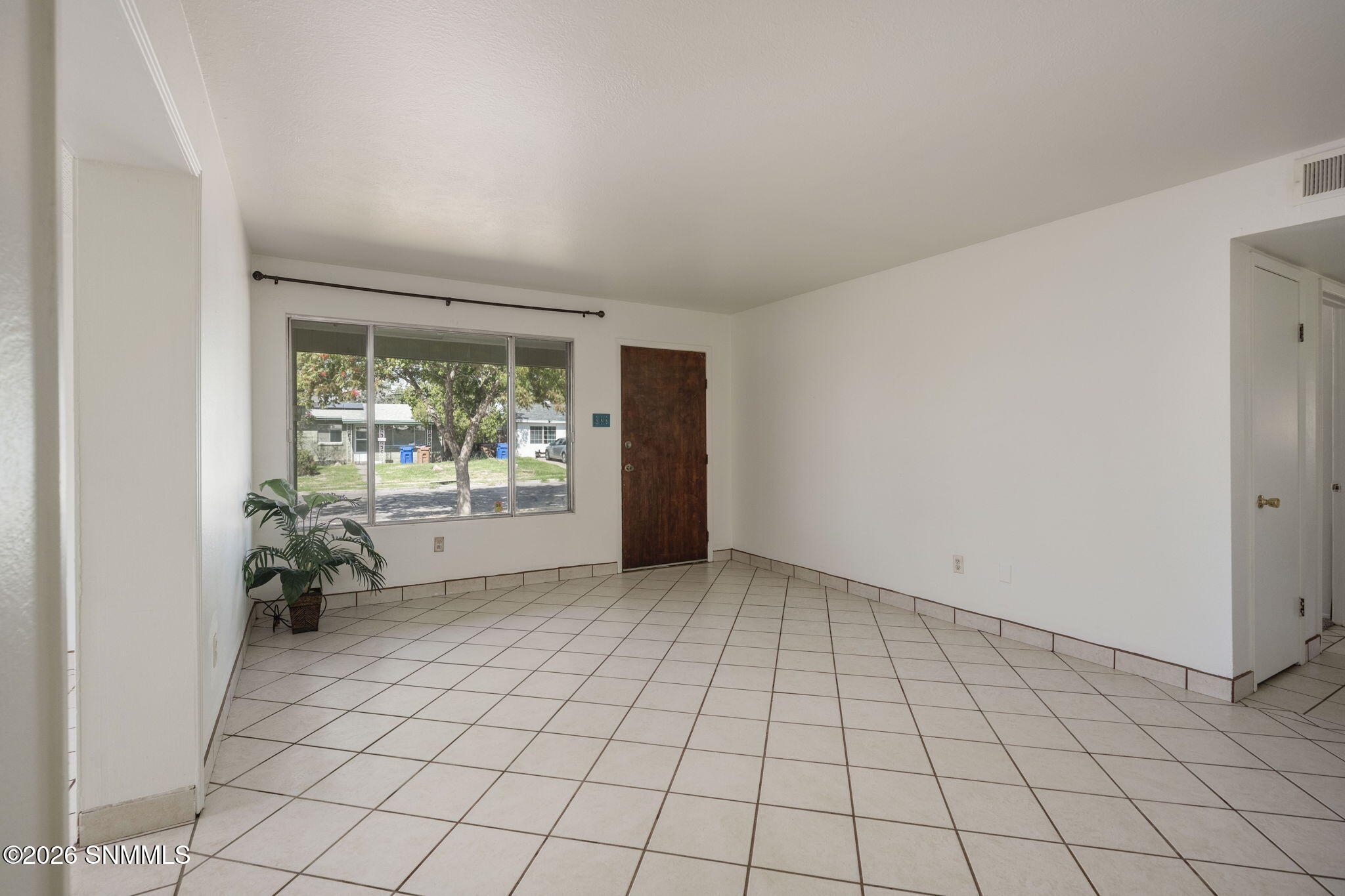 1350 Myrtle Avenue Property Photo 6