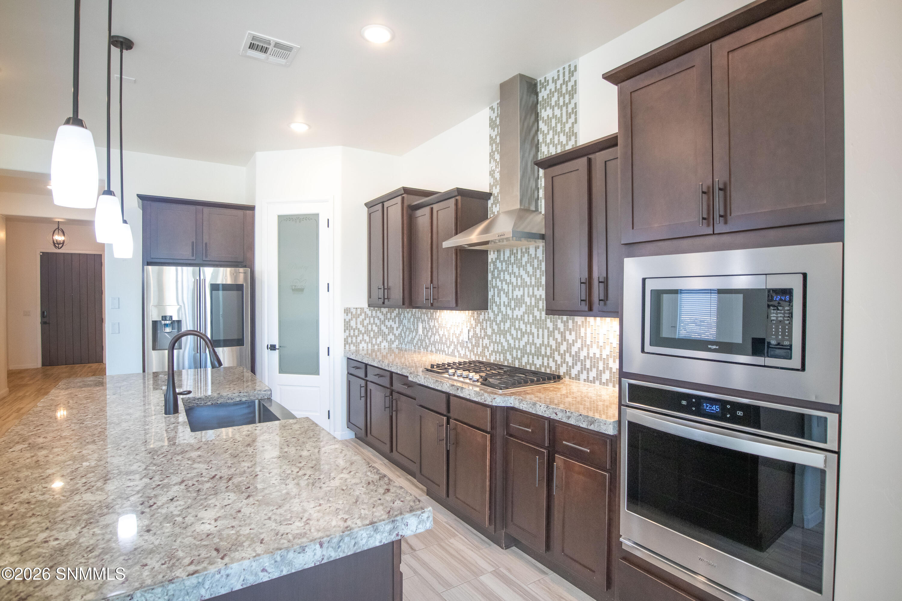 3718 Golden Echo Loop Property Photo 8