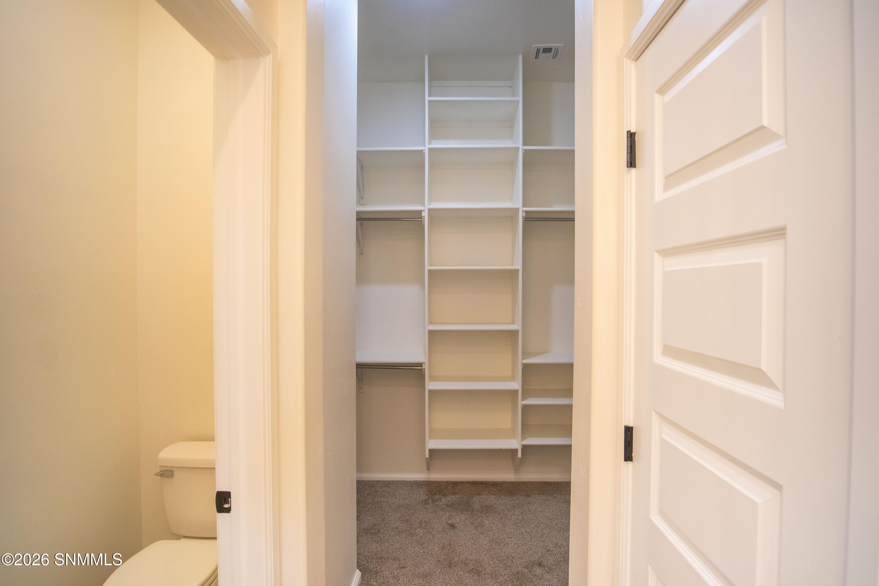 3718 Golden Echo Loop Property Photo 16