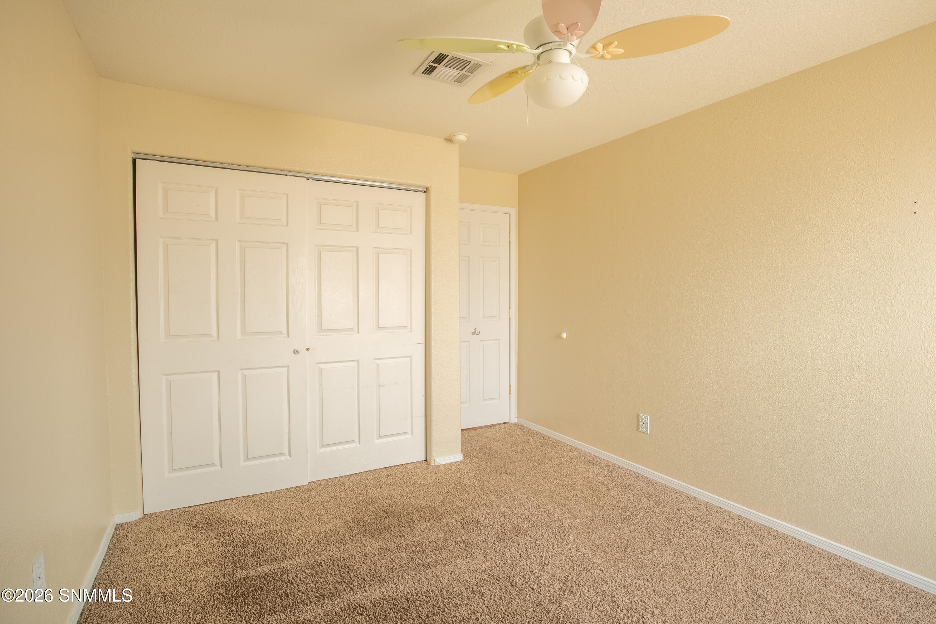 3913 Pearl Court Property Photo 6