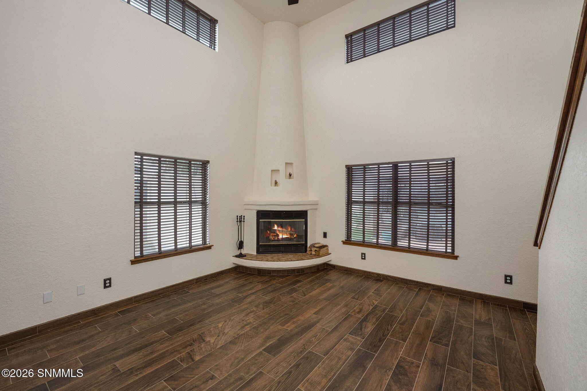 2017 Briarwood Lane Property Photo 3