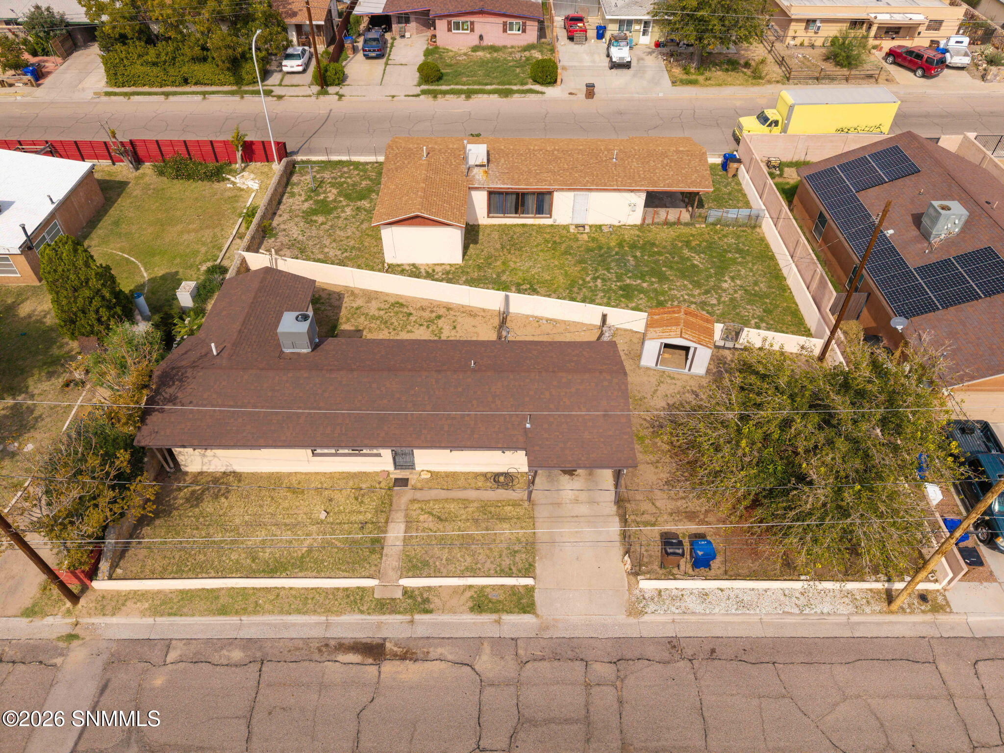 1517 E Boutz Road Property Photo 2