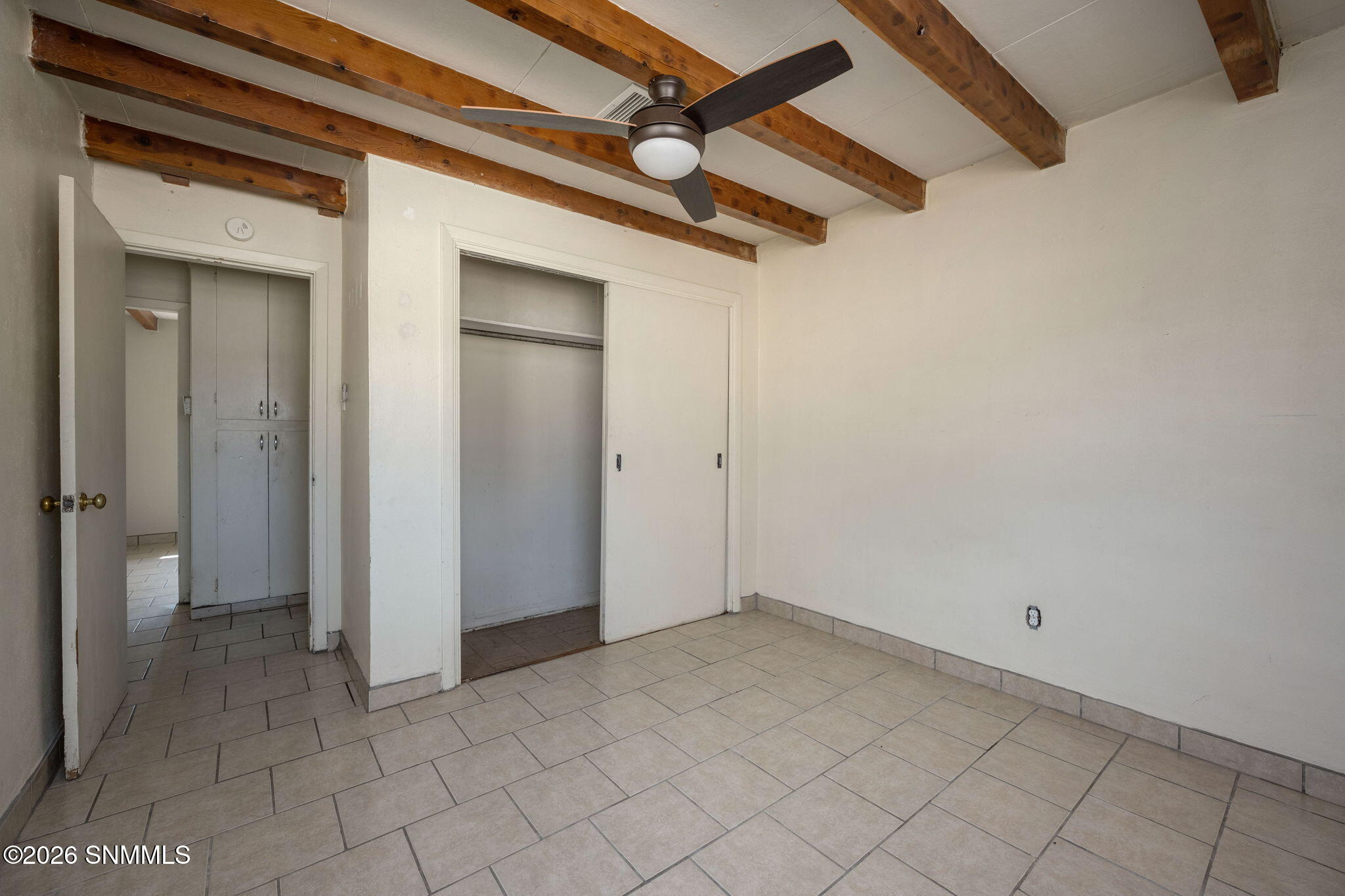 1517 E Boutz Road Property Photo 12