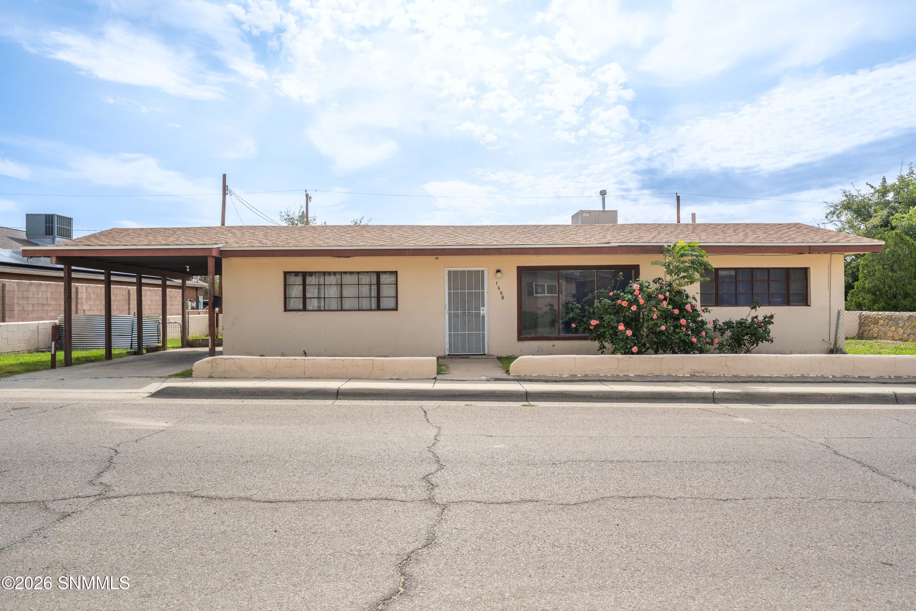 1517 E Boutz Road Property Photo 19