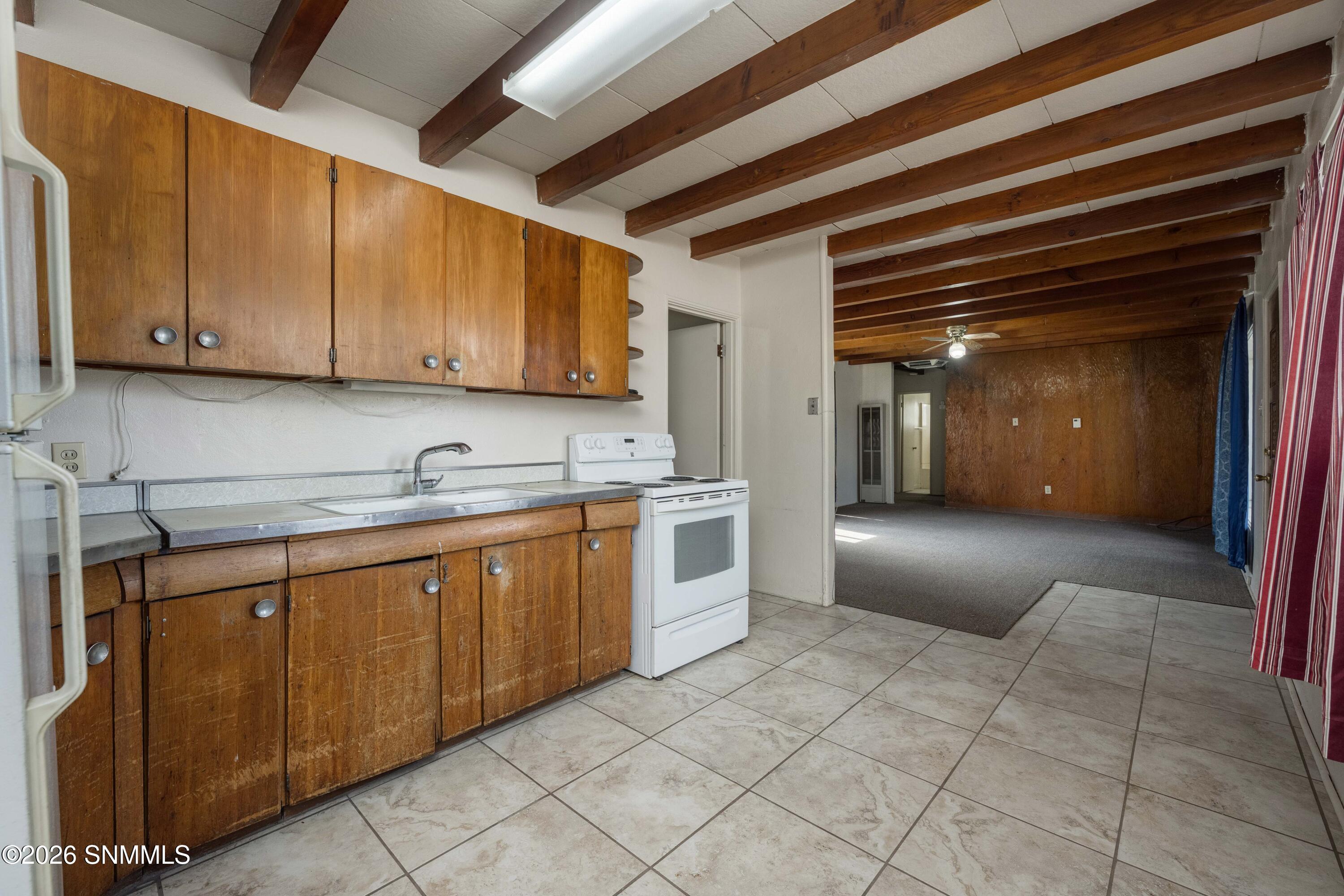 1517 E Boutz Road Property Photo 22