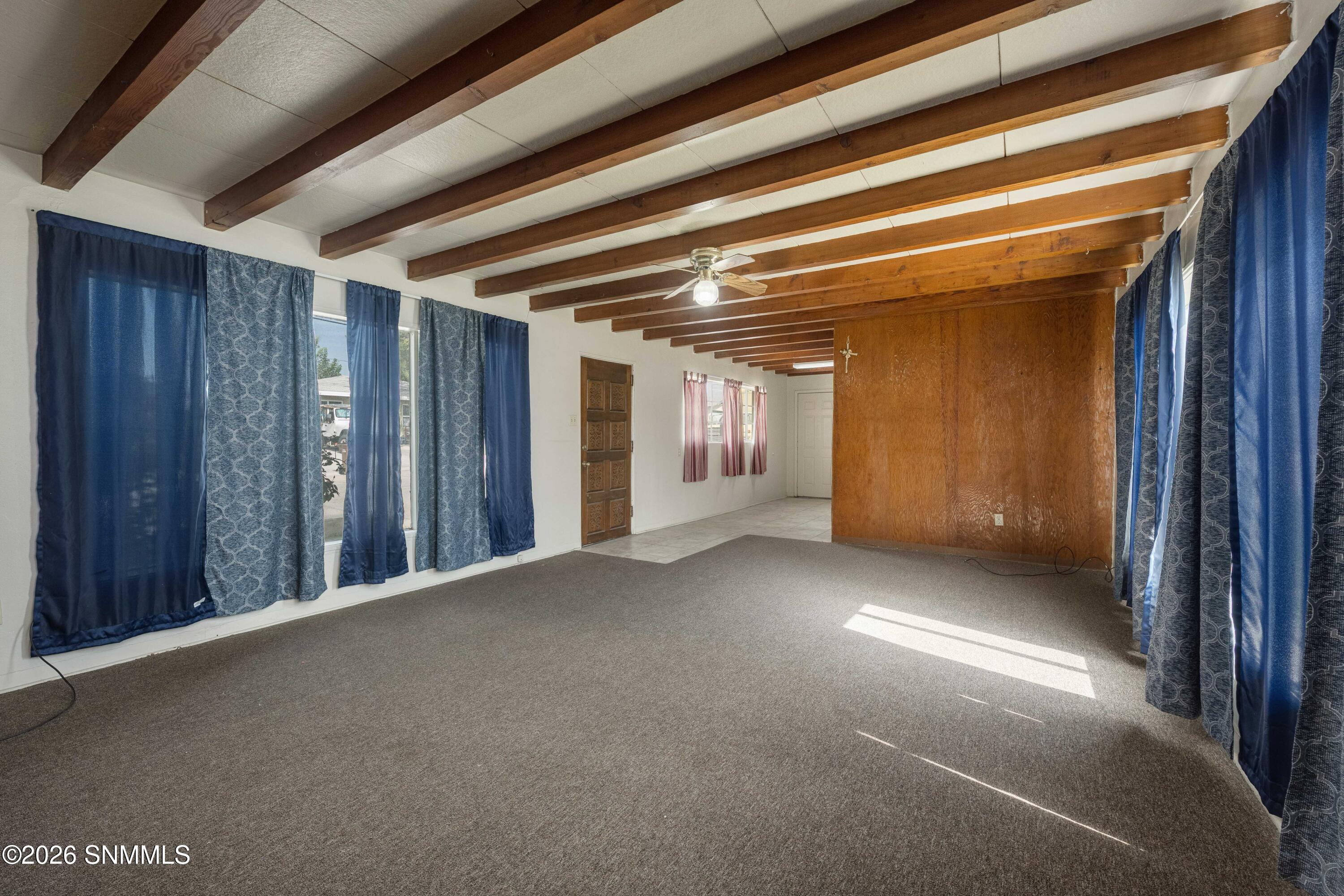 1517 E Boutz Road Property Photo 24