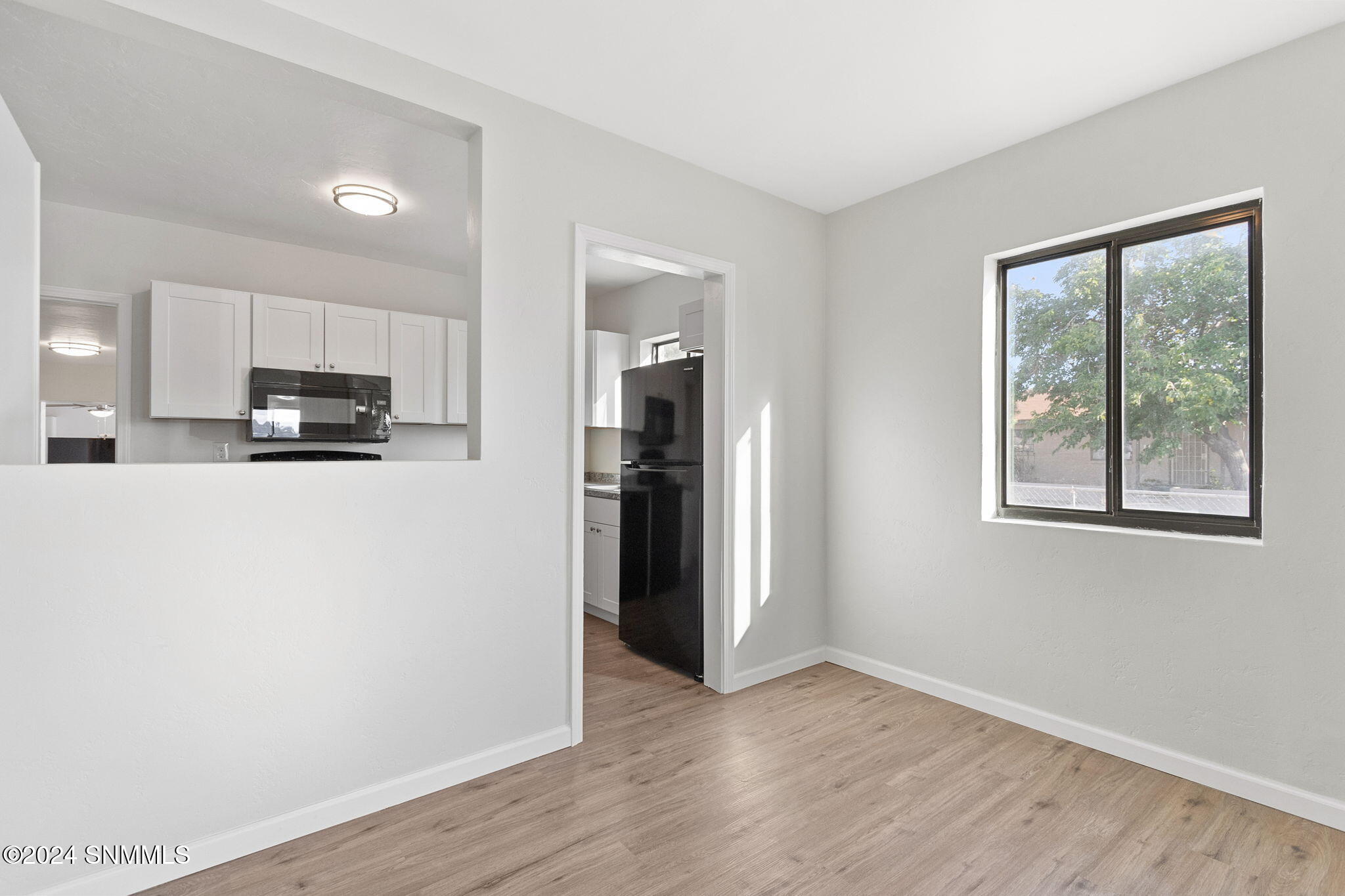 697 S Melendres Street Property Photo 7