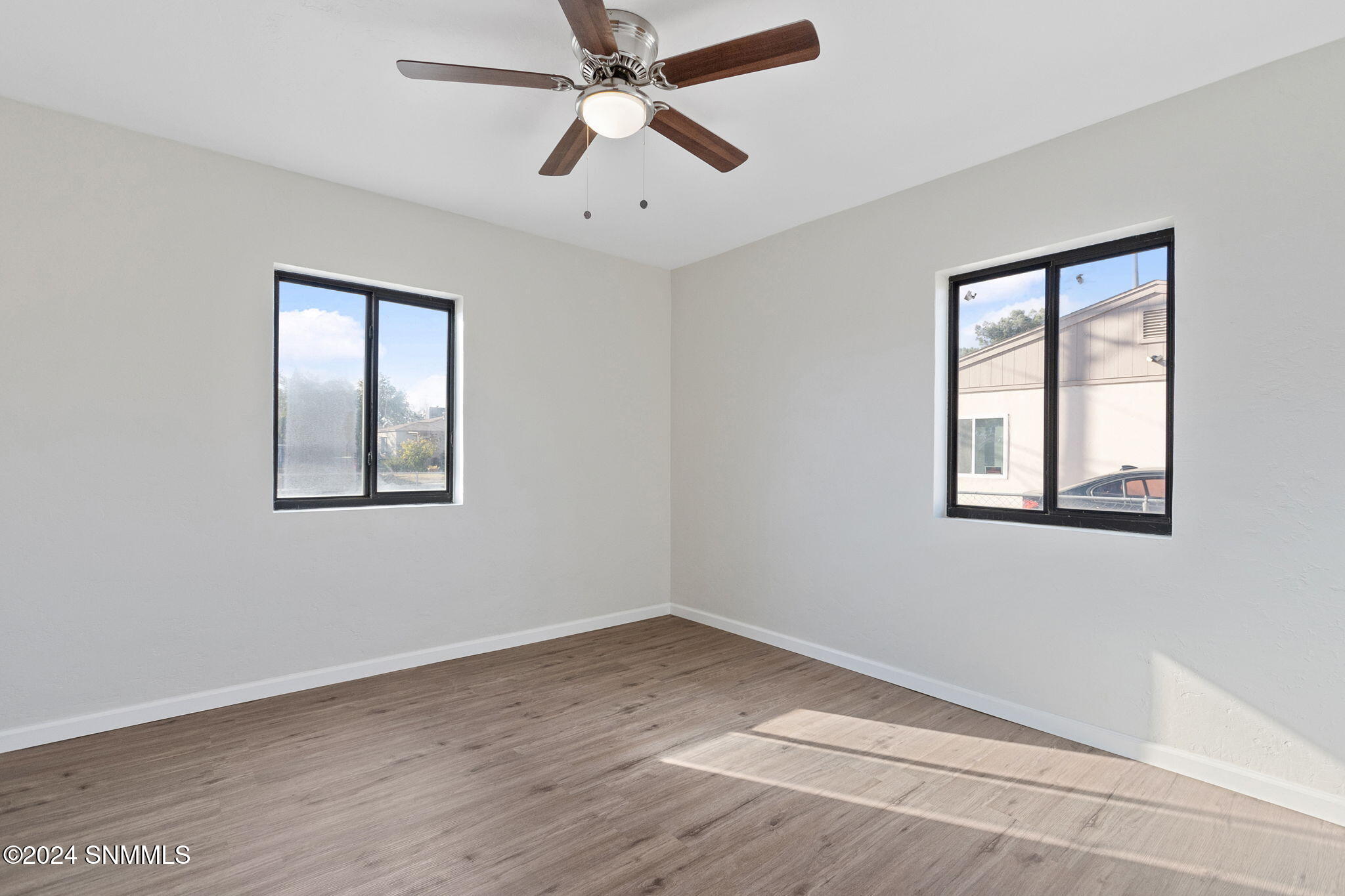 697 S Melendres Street Property Photo 10