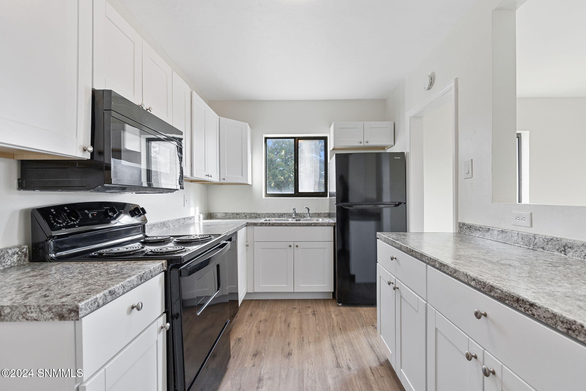 697 S Melendres Street Property Photo 22