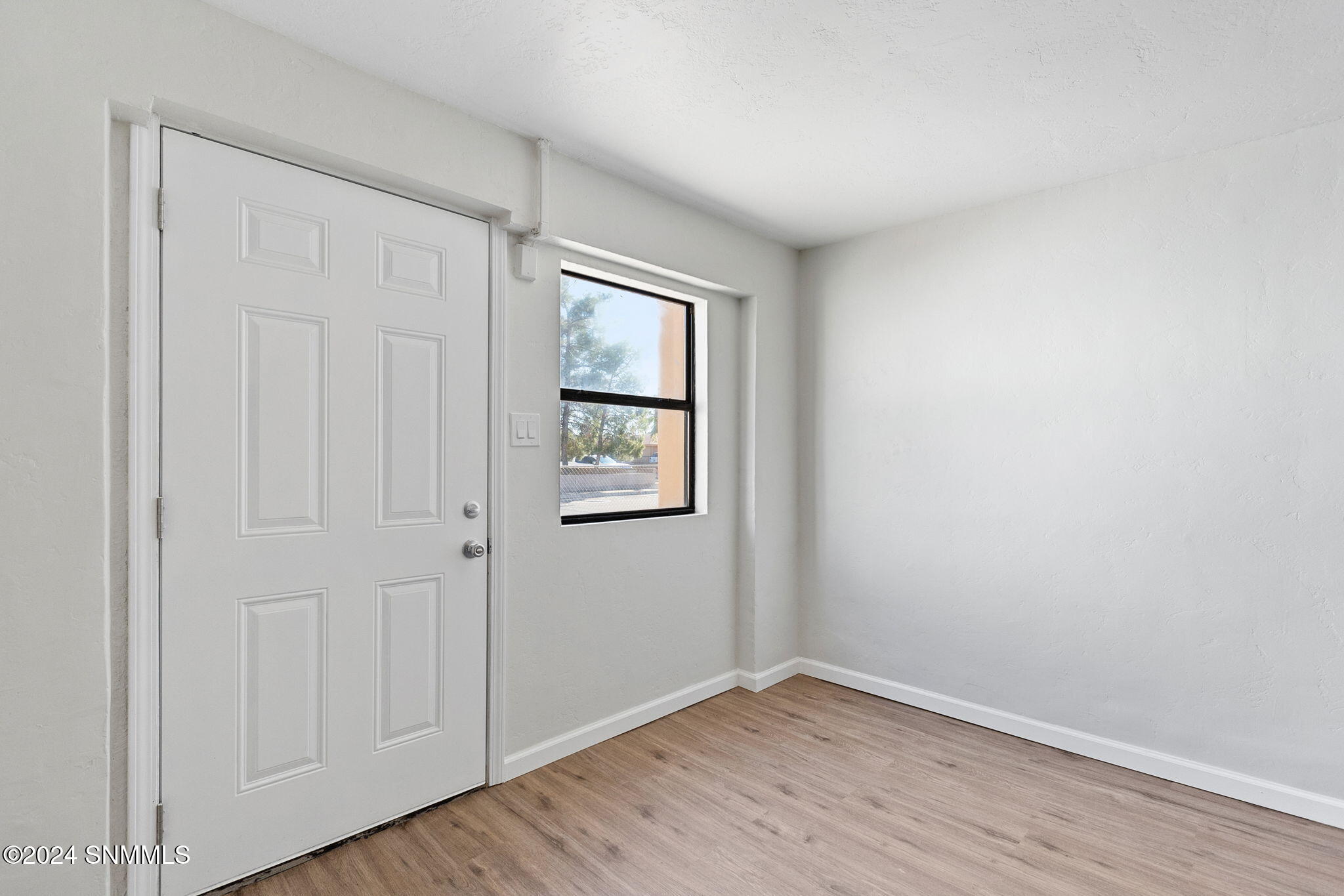697 S Melendres Street Property Photo 39