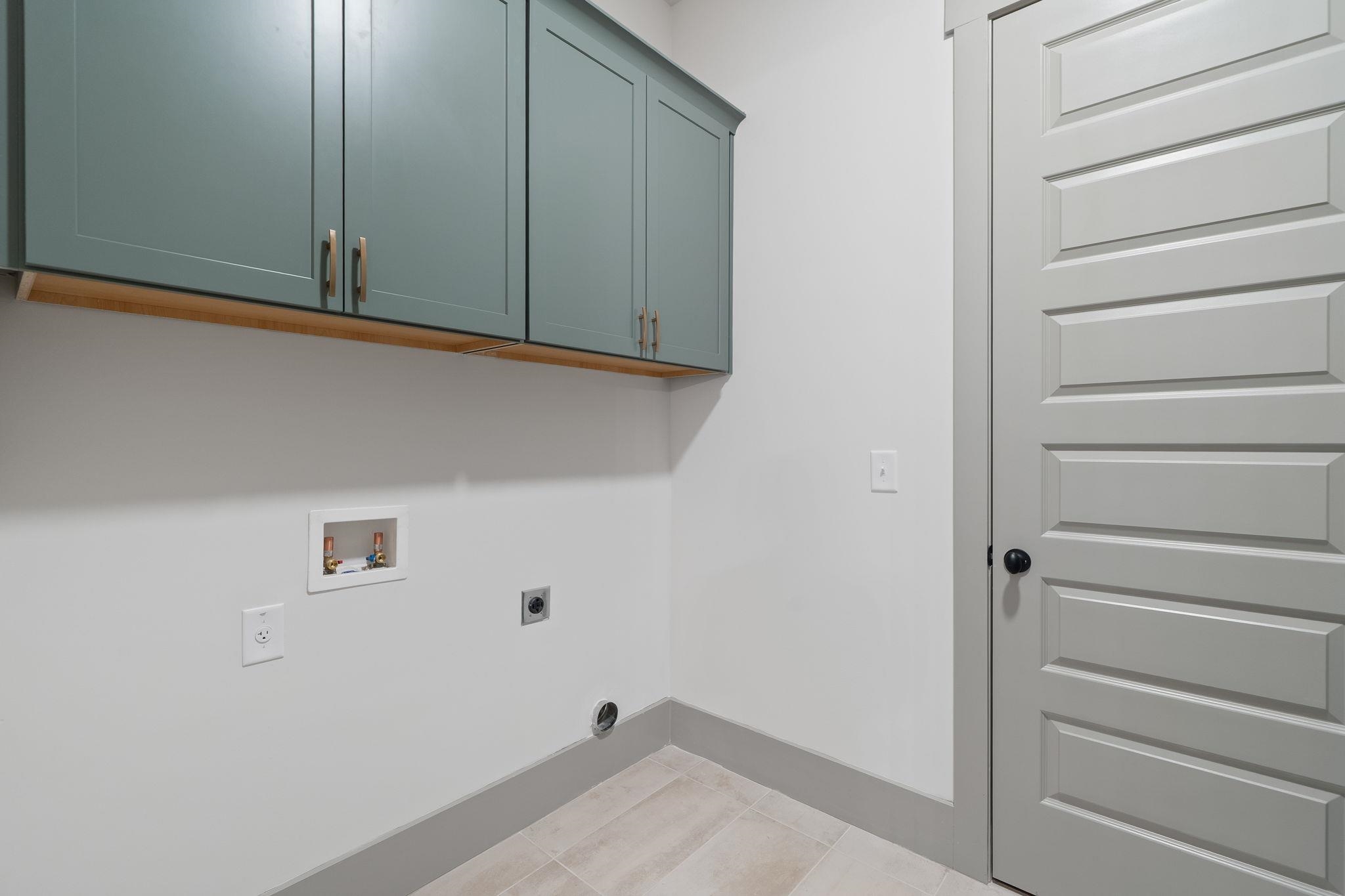 2031 Pine Valley Court Property Photo 36