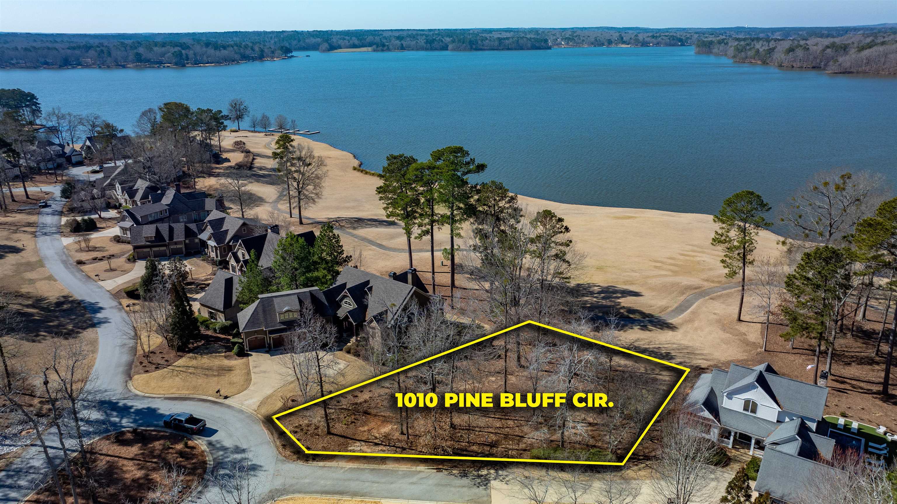 1010 PINE BLUFF CIRCLE Property Photo 1