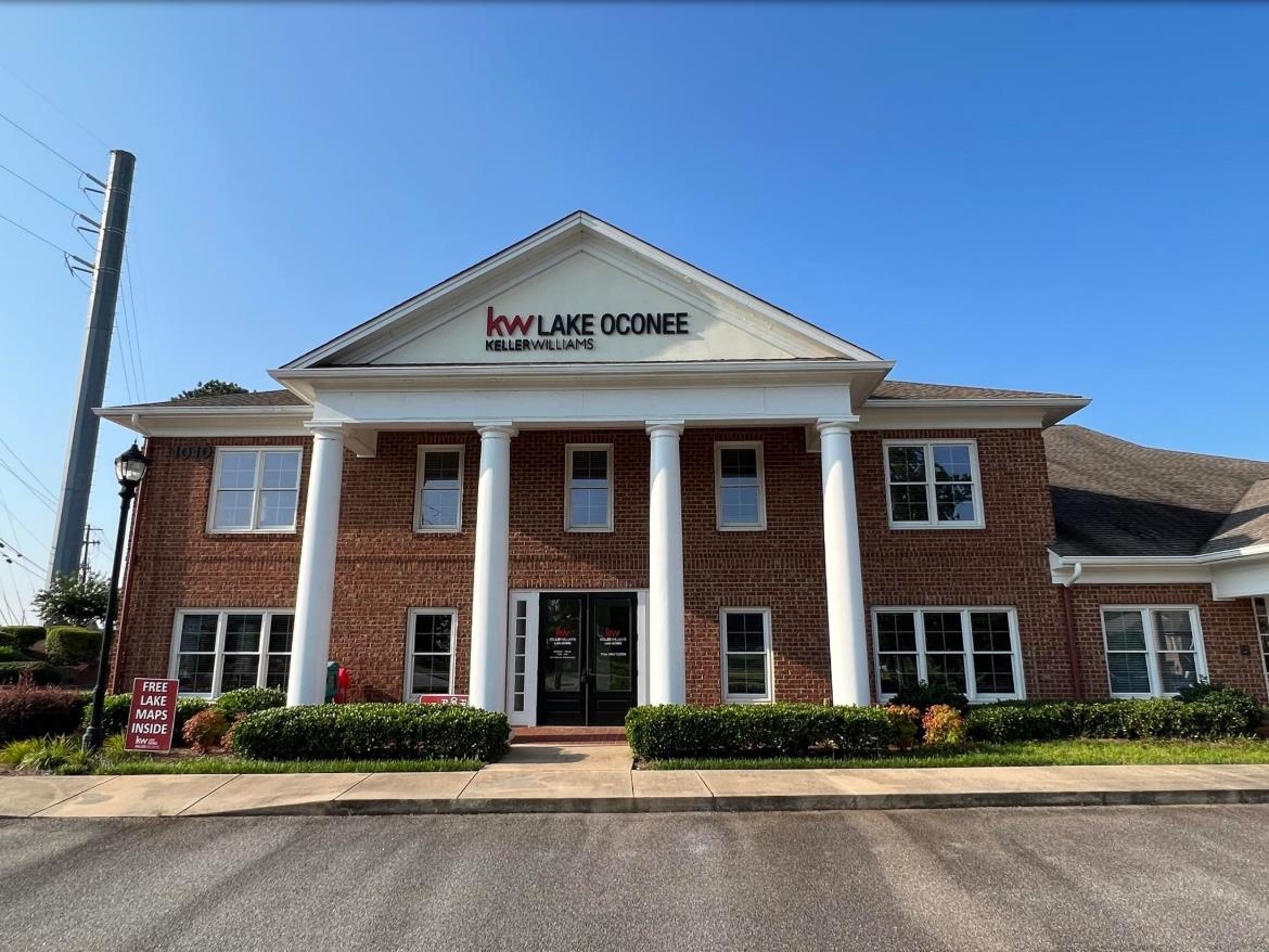 #106 1010 VILLAGE PARK LANE Property Photo 1