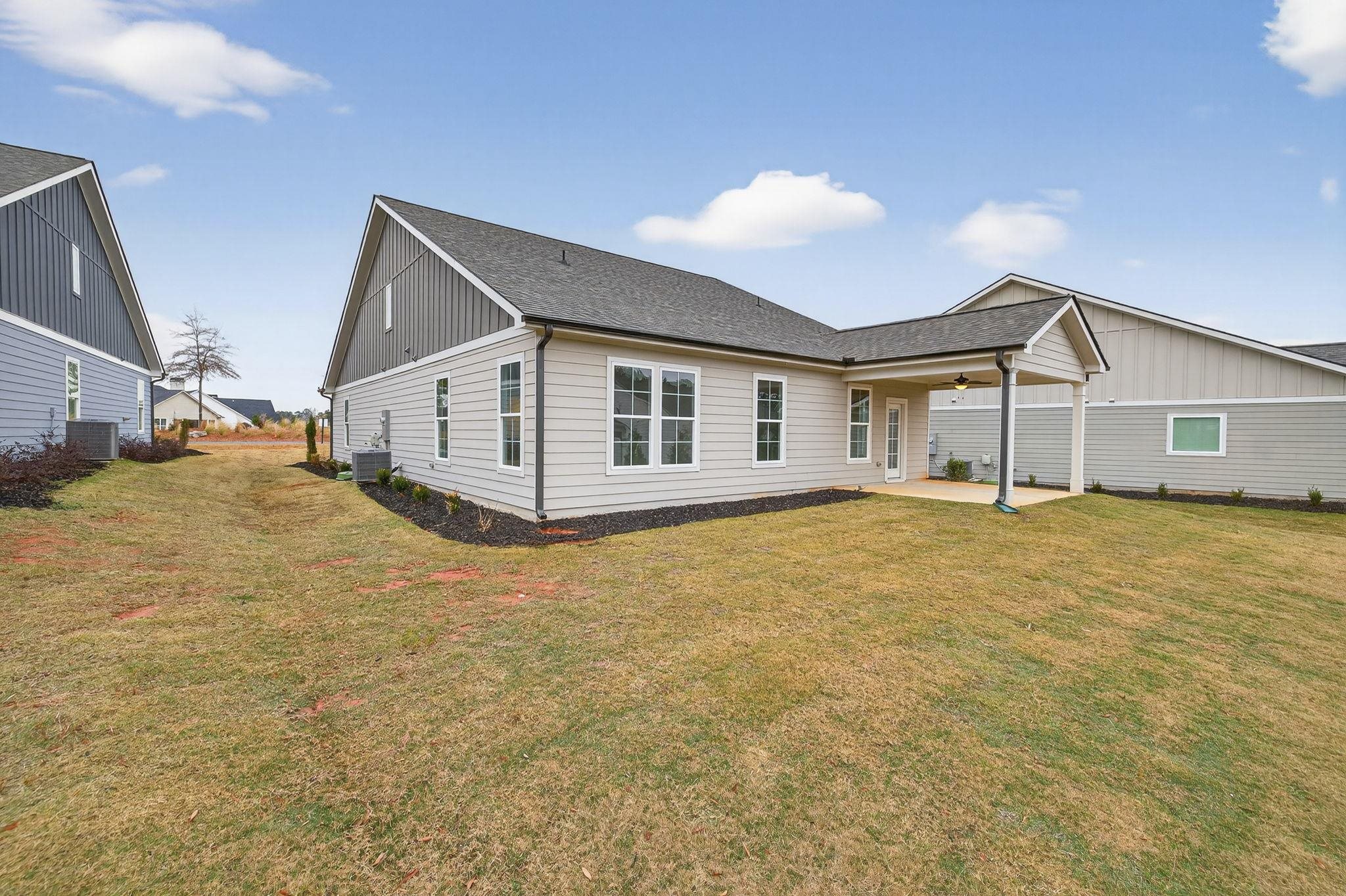 1541 Lake Drive Property Photo 4