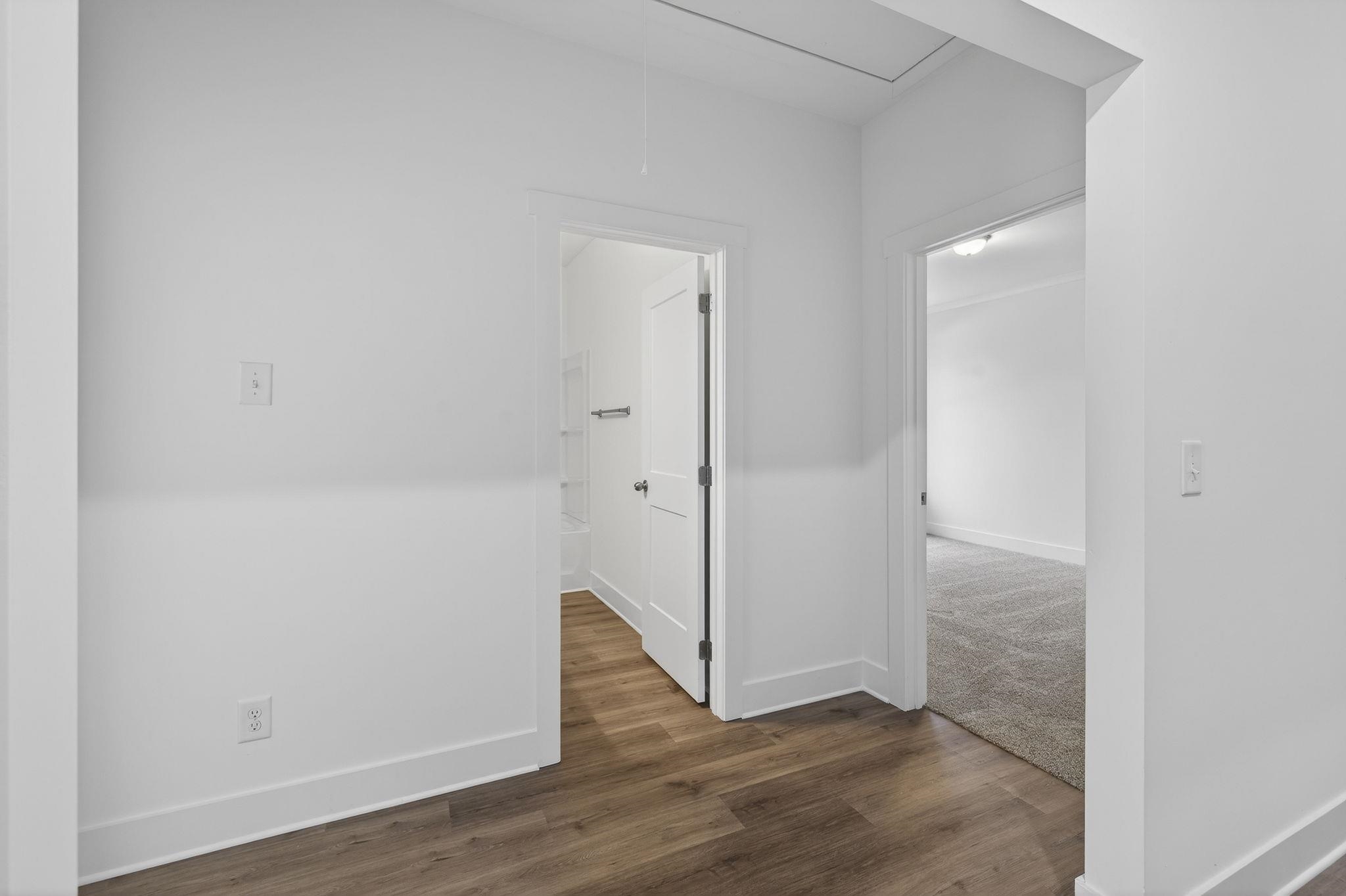 1541 Lake Drive Property Photo 10