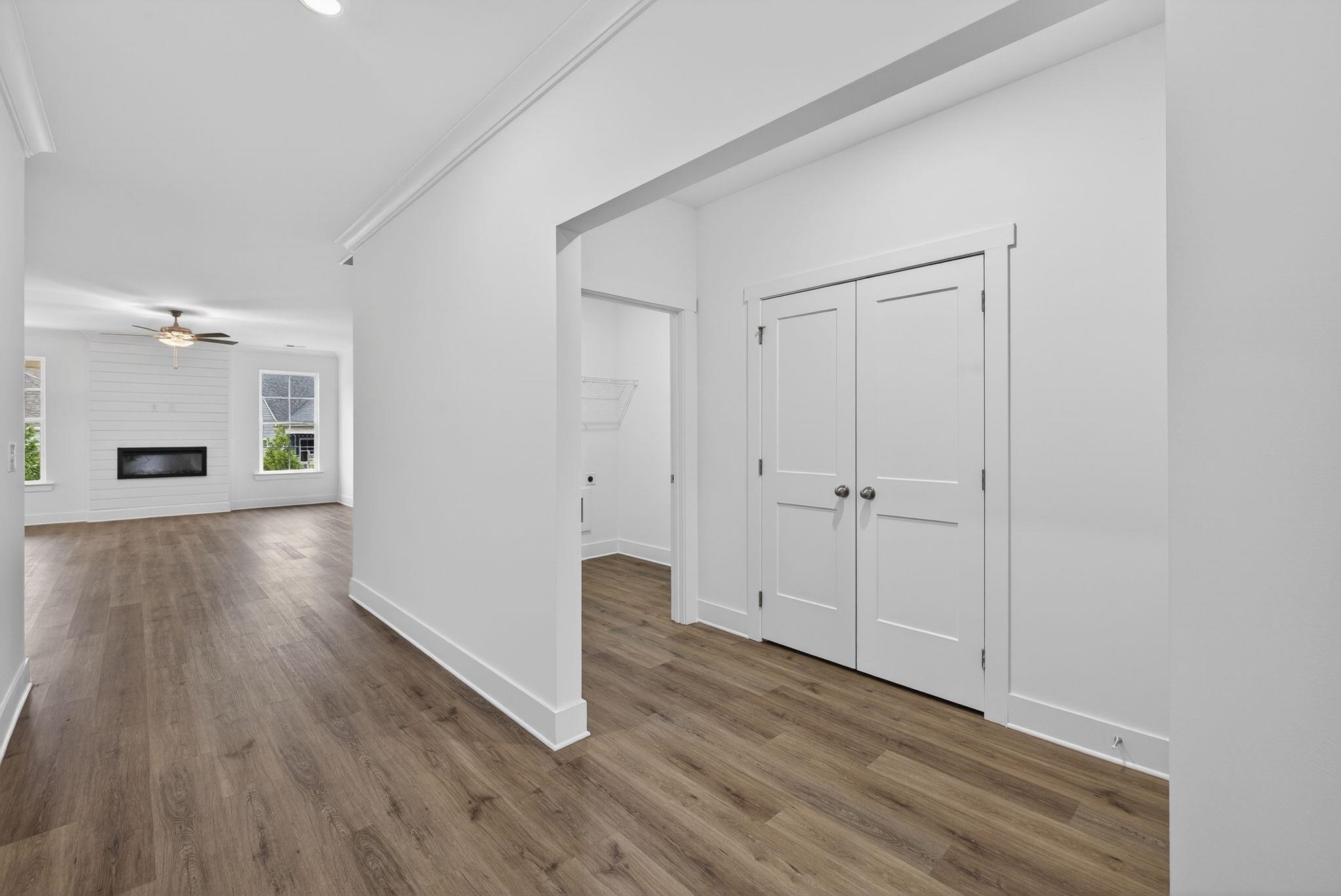 1541 Lake Drive Property Photo 16