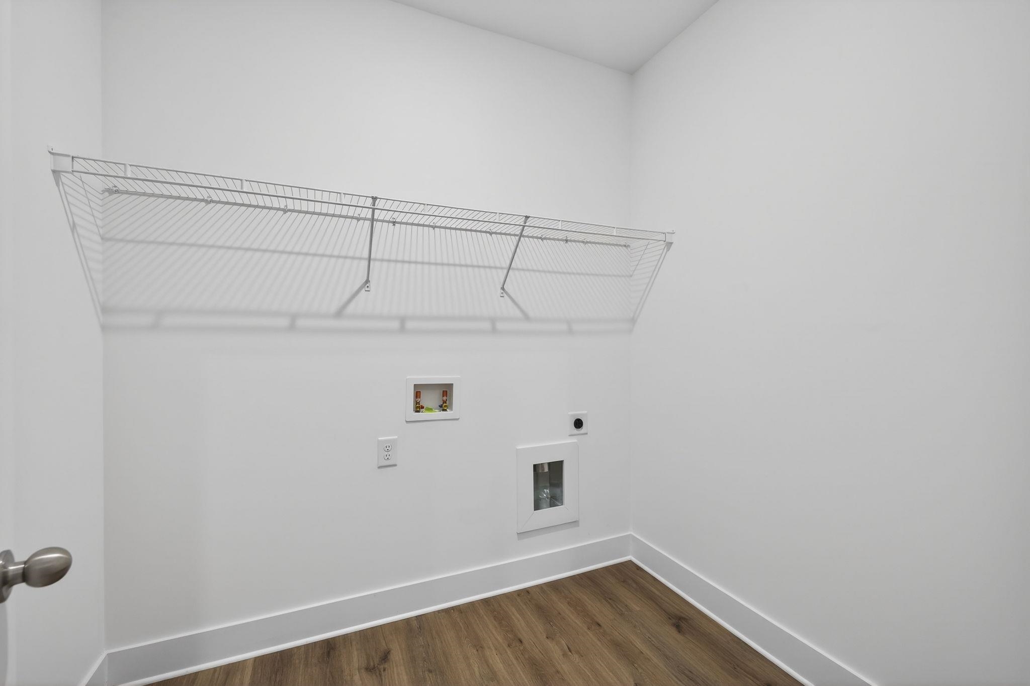1541 Lake Drive Property Photo 17