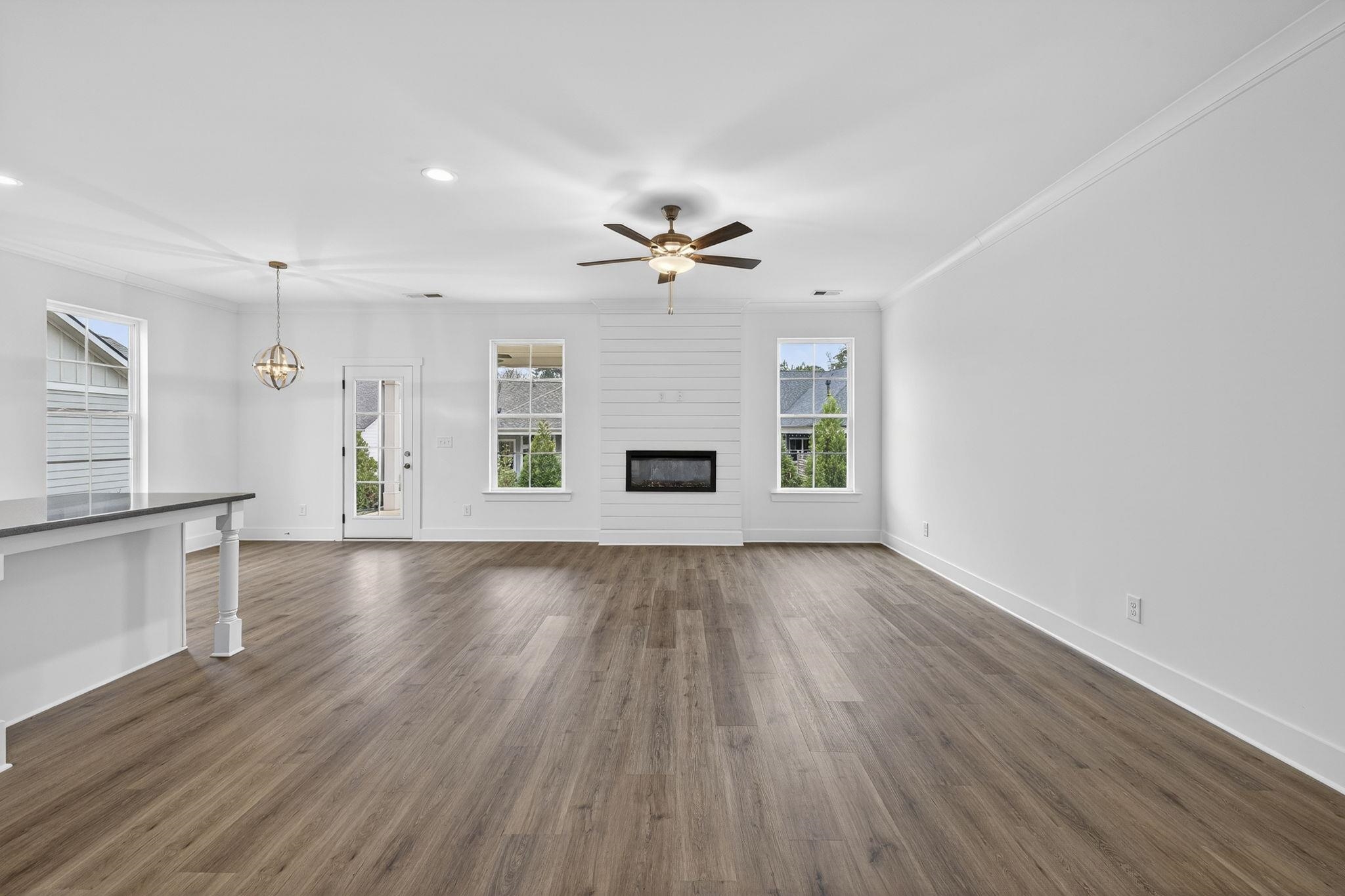 1541 Lake Drive Property Photo 19