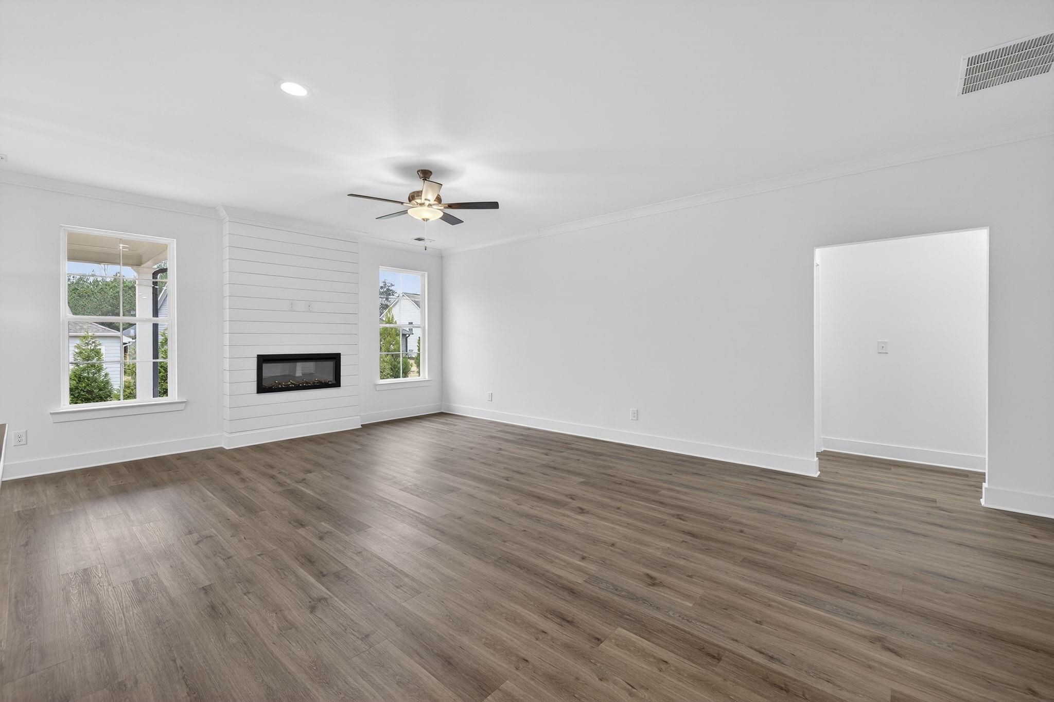 1541 Lake Drive Property Photo 23