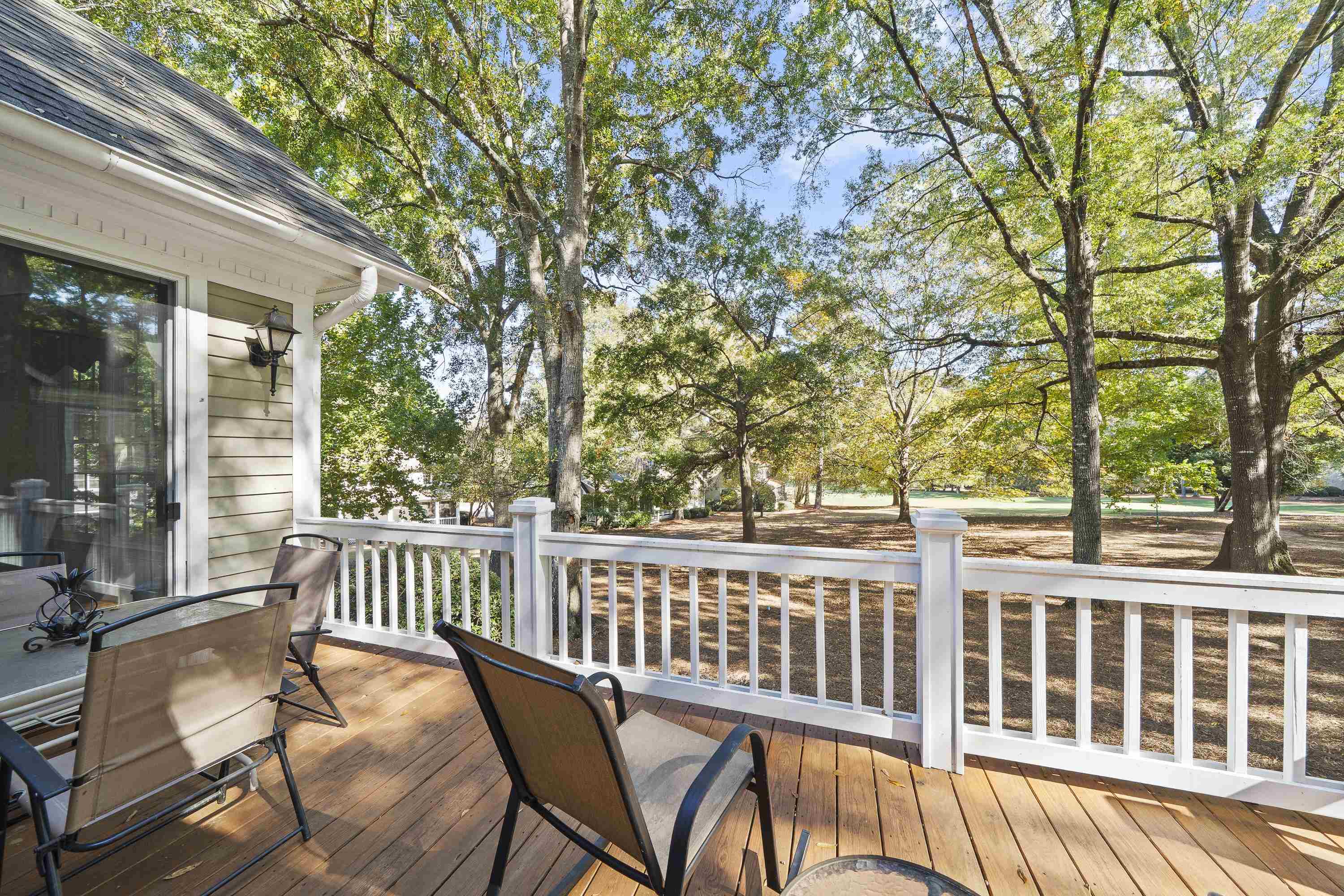 131 Oakton South Property Photo 22
