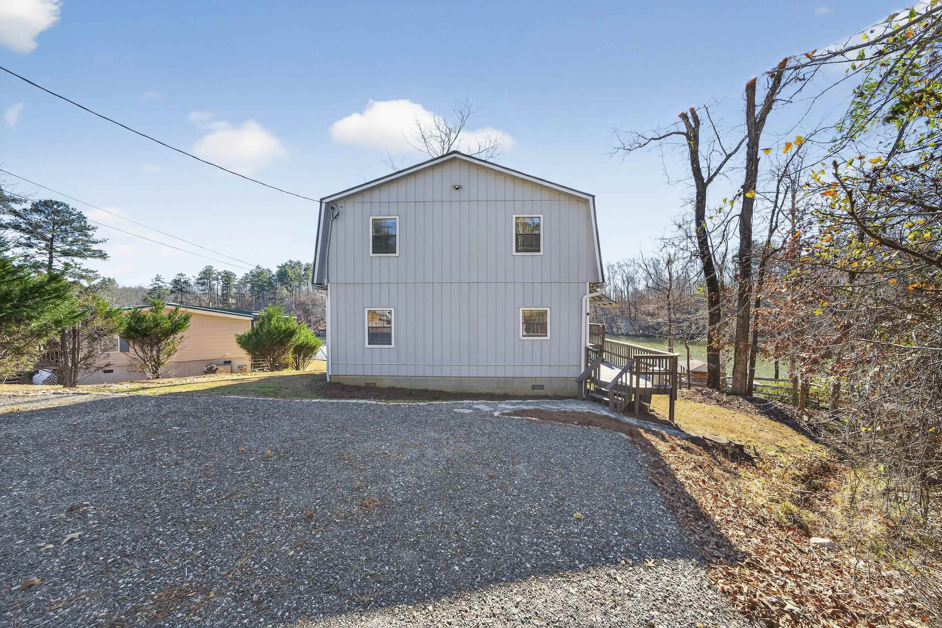 219 Hickory Pass Property Photo 39