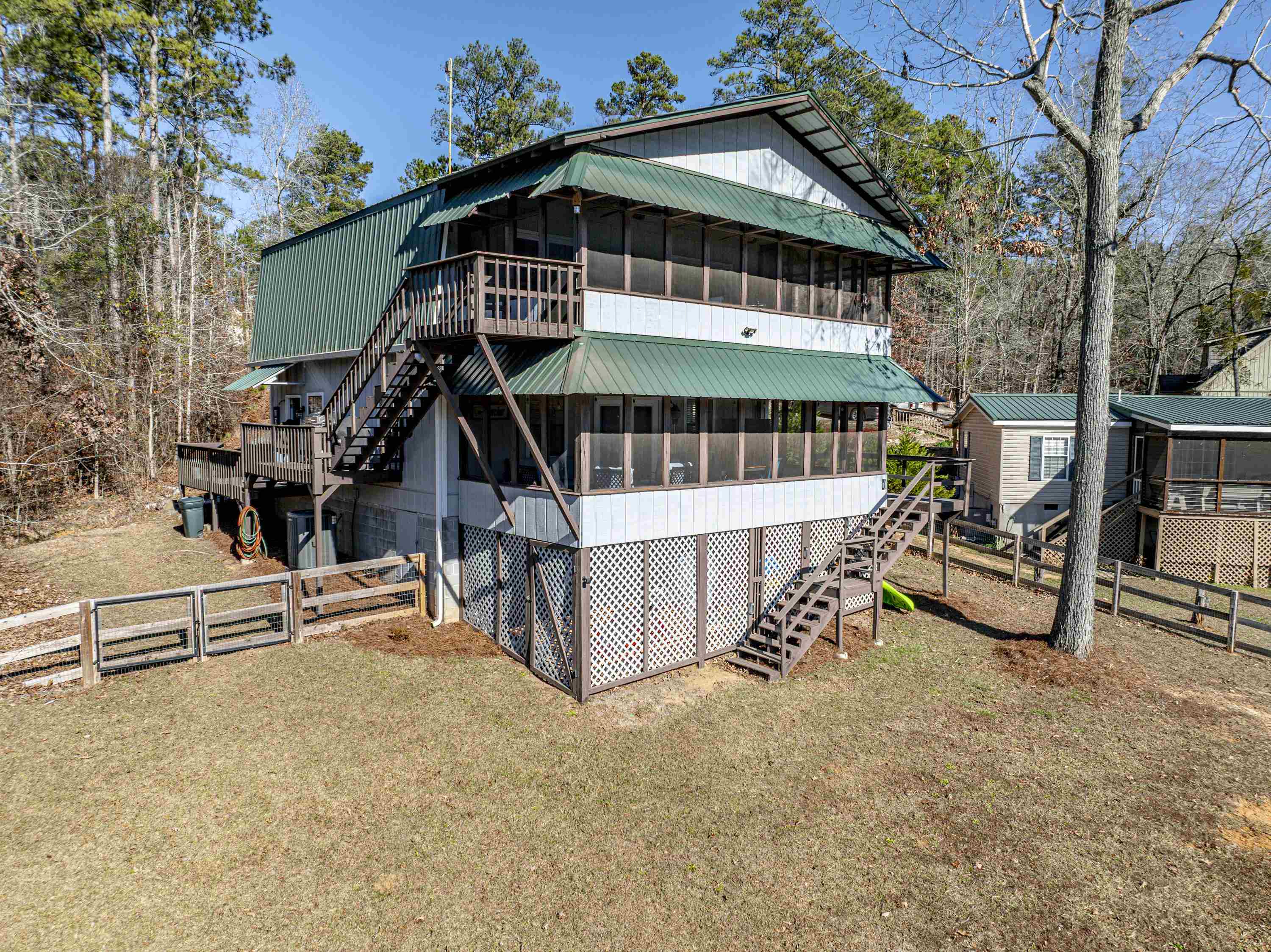 219 Hickory Pass Property Photo 45