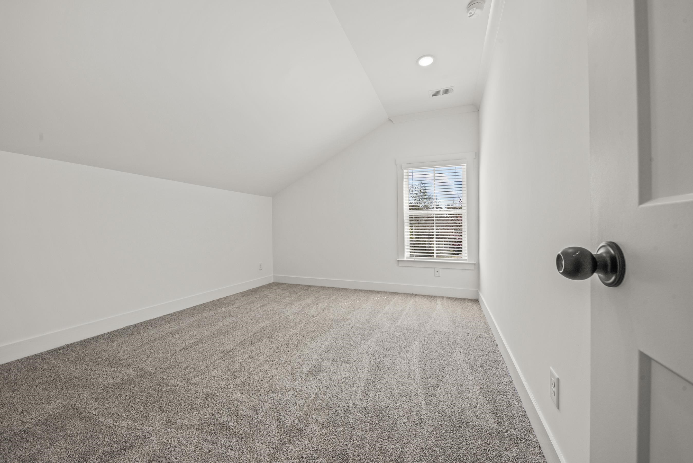 1070 Brassie Lane Property Photo 45