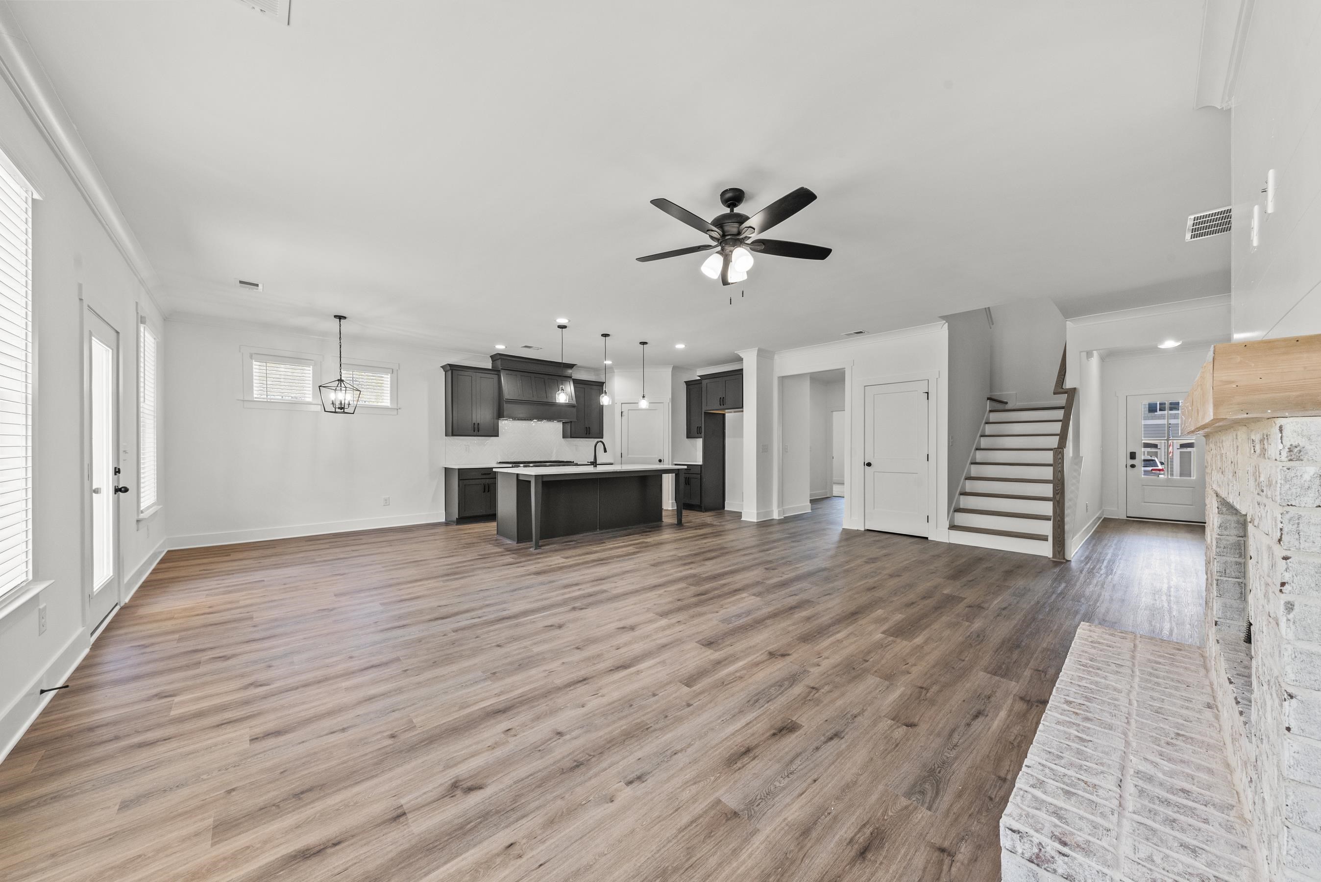 1010 Mid-mashie Way Property Photo 14